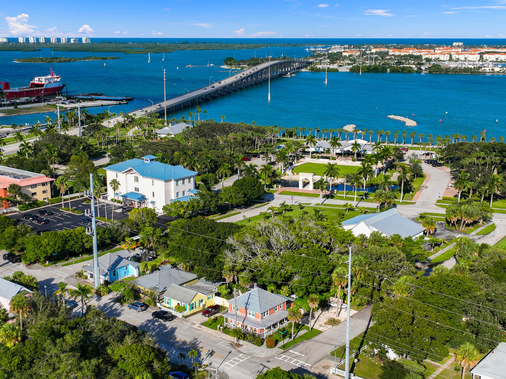 518 N 2nd Street Fort Pierce FL 34950