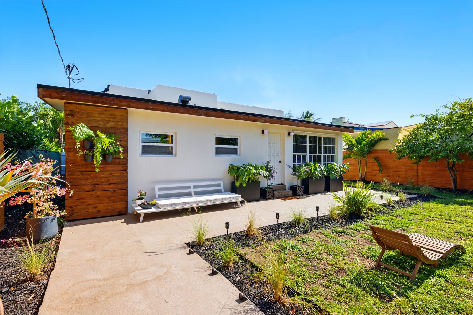 1363 Biarritz Drive Miami Beach FL 33141
