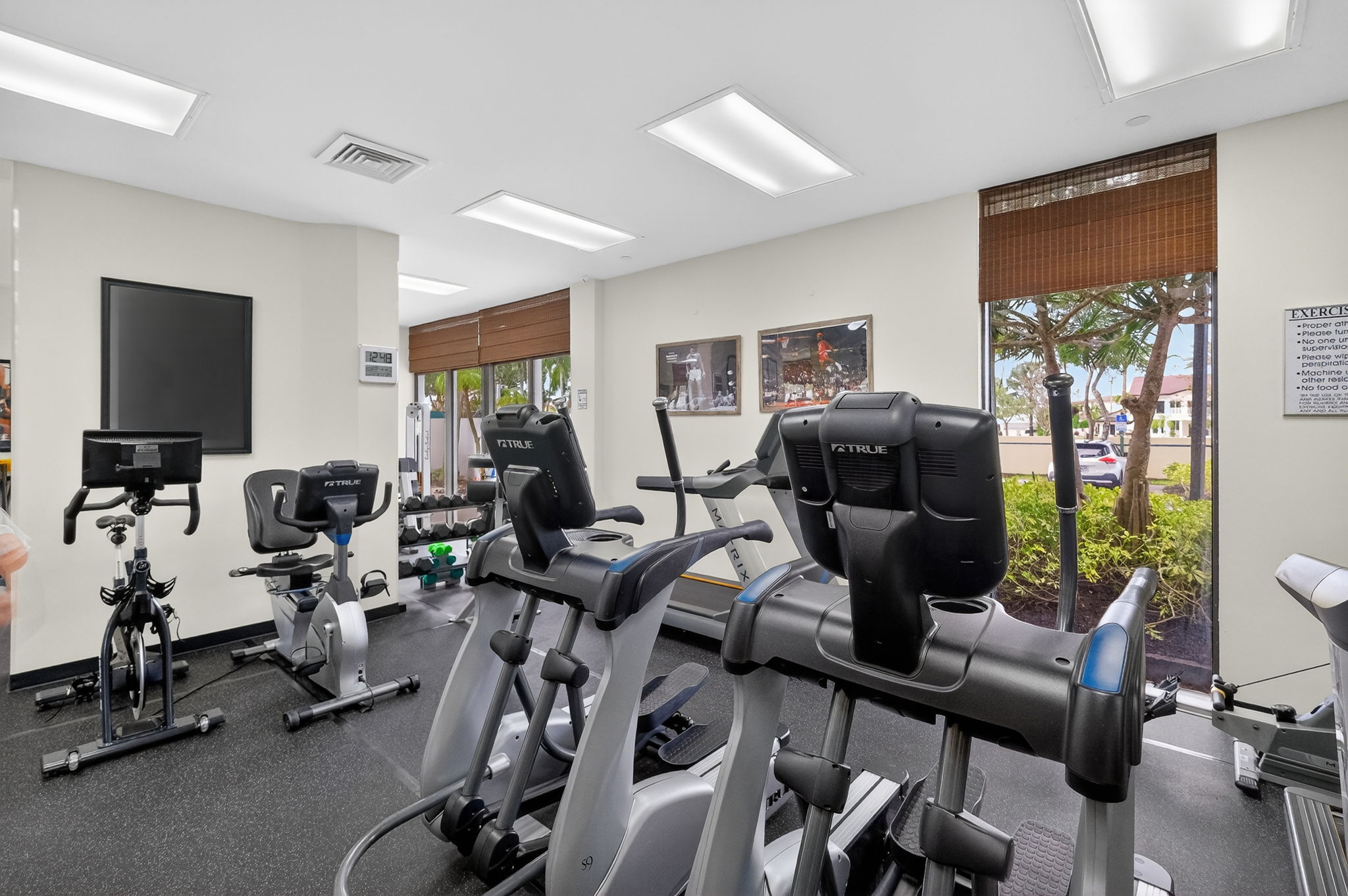 3598 Yacht Club Drive Aventura FL 33180
