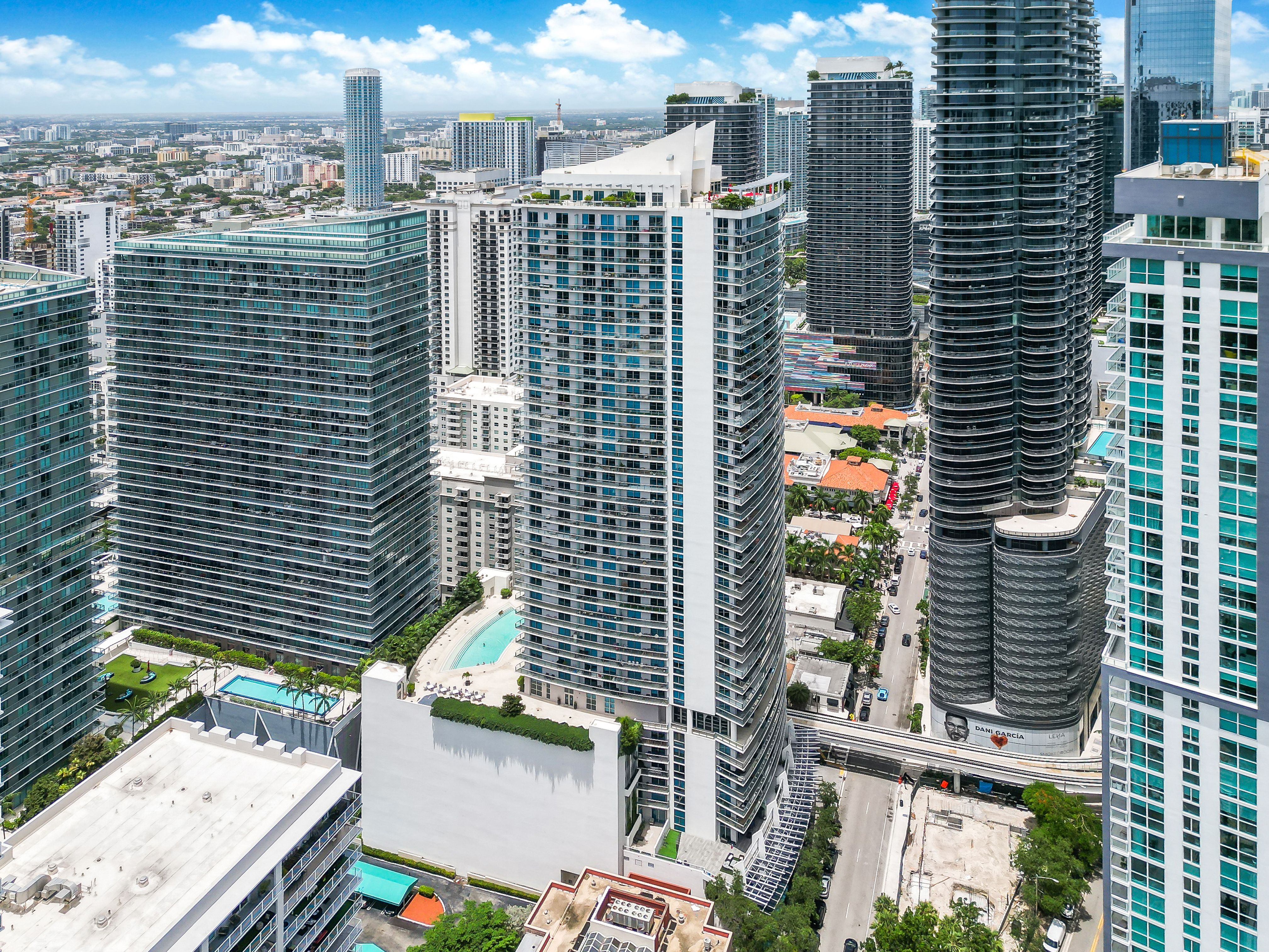 1100 S Miami Avenue Miami FL 33130