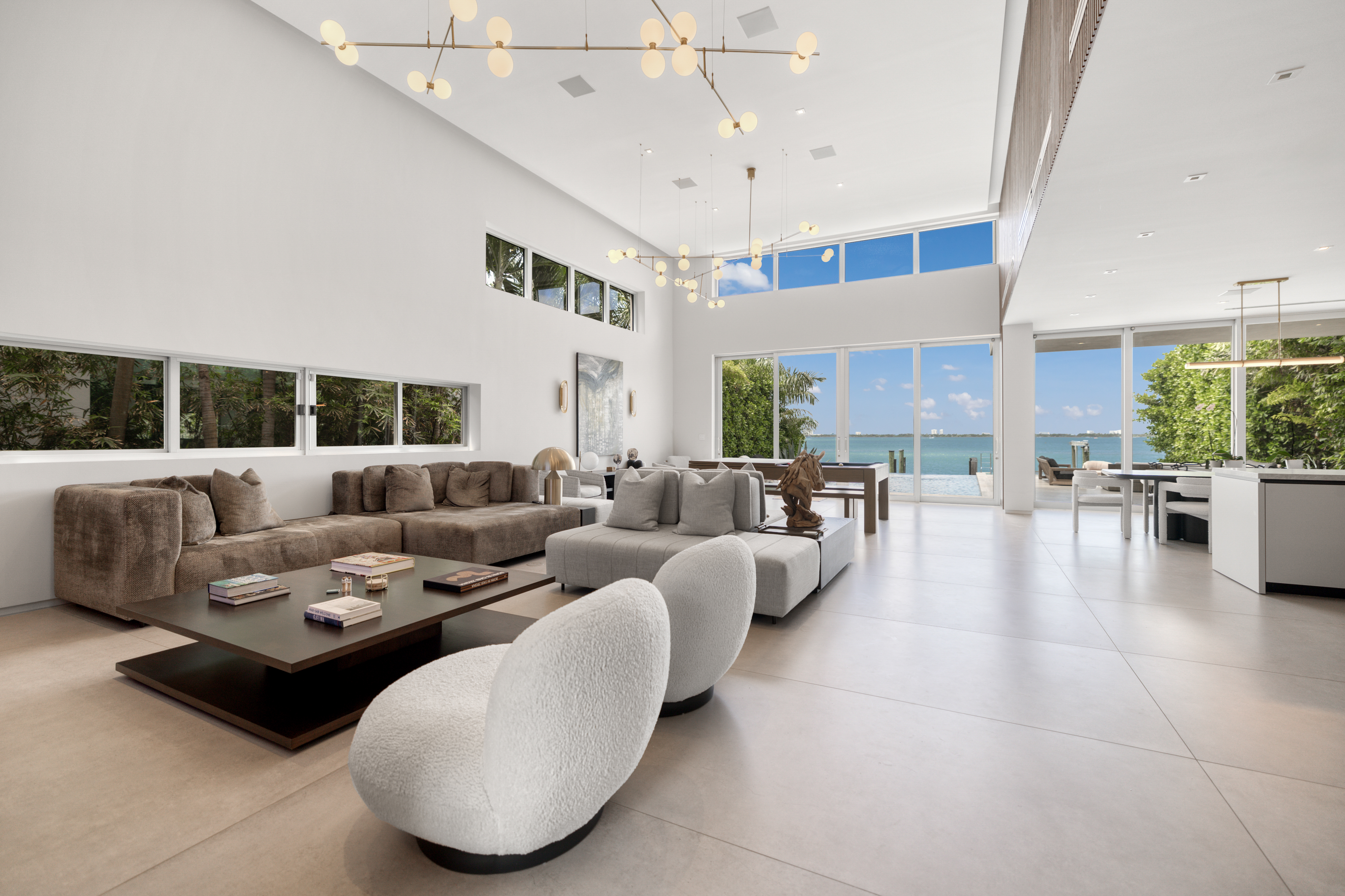 1379 N Venetian Way Miami FL 33139