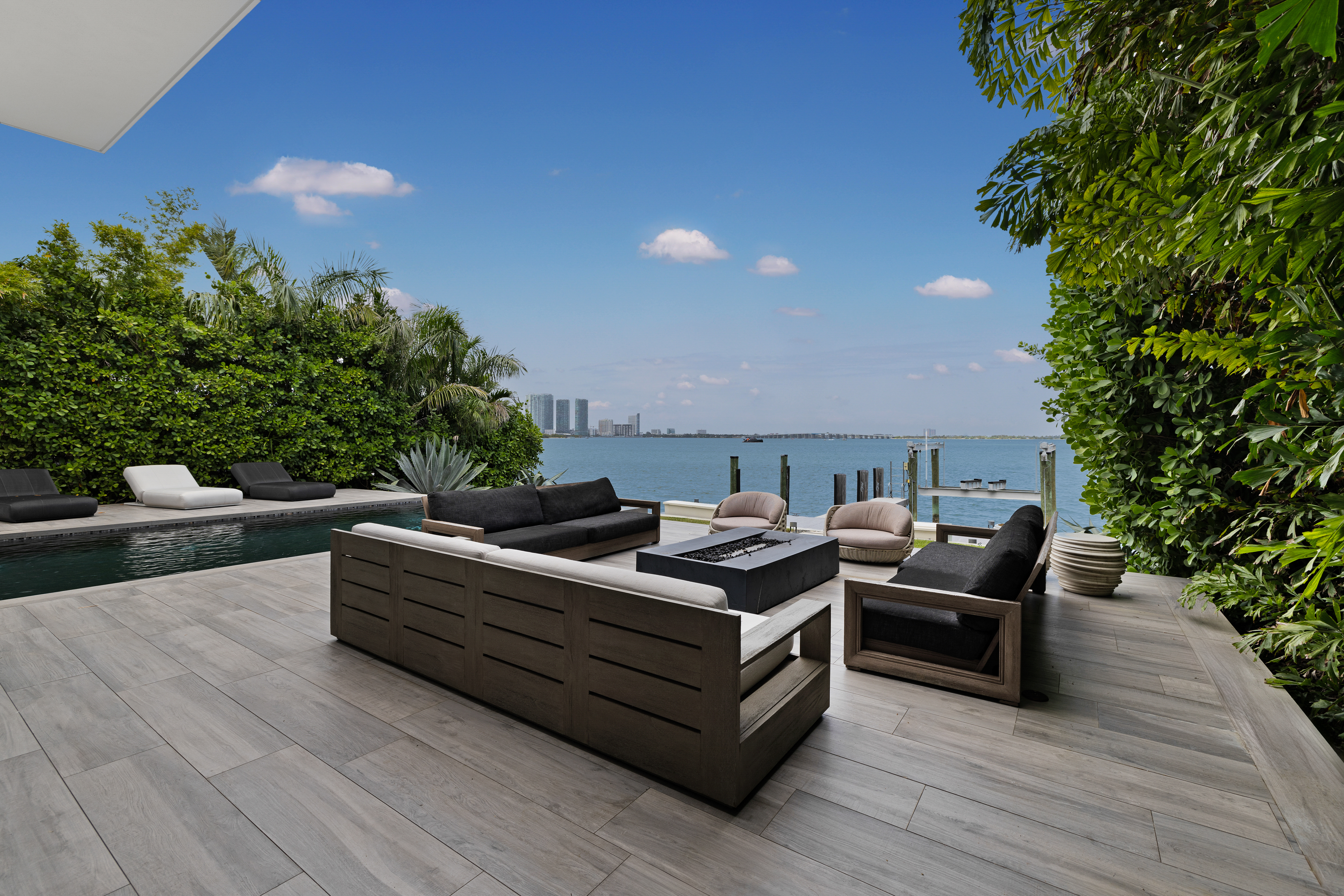 1379 N Venetian Way Miami FL 33139