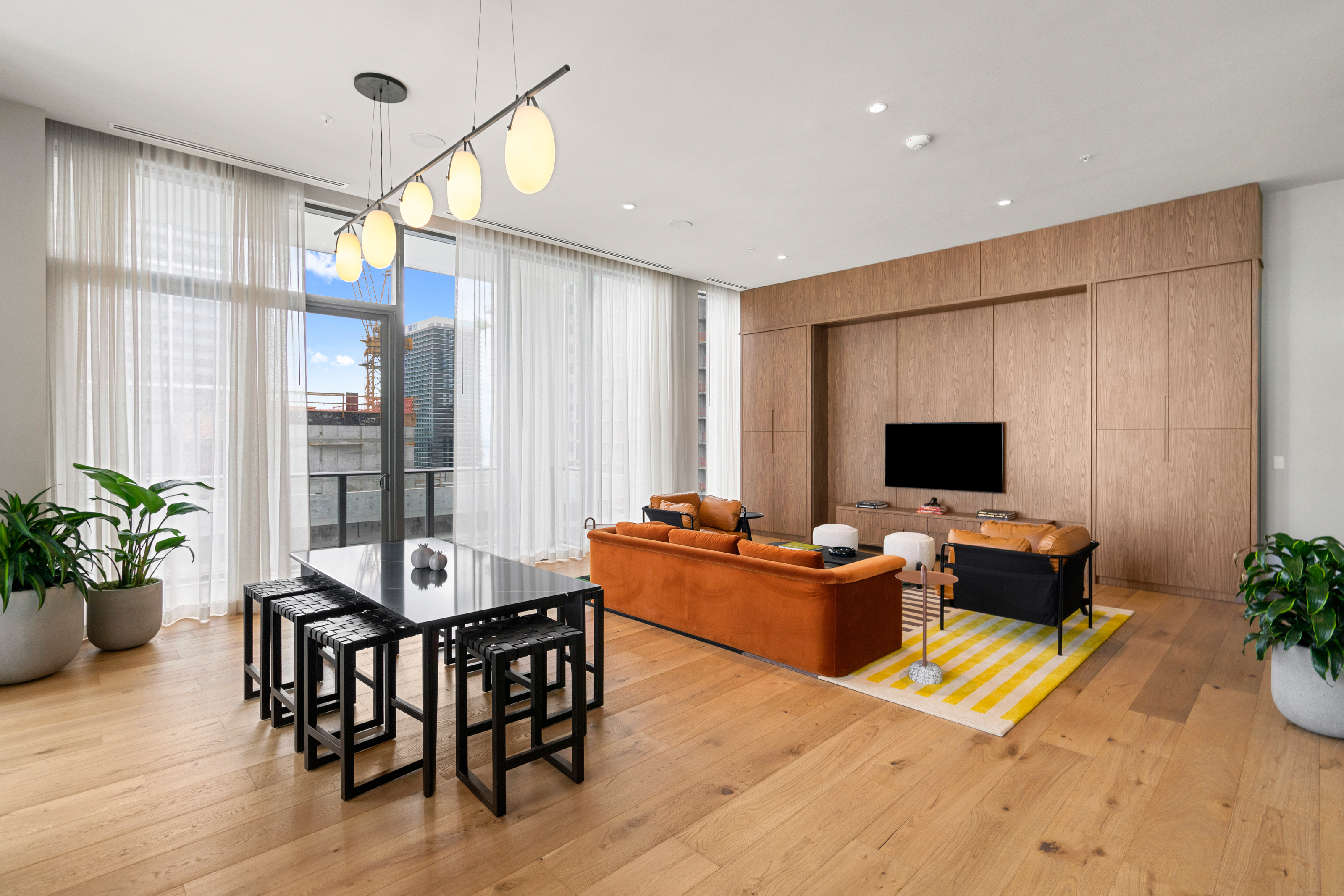 11 NE 6th Street Miami FL 33132