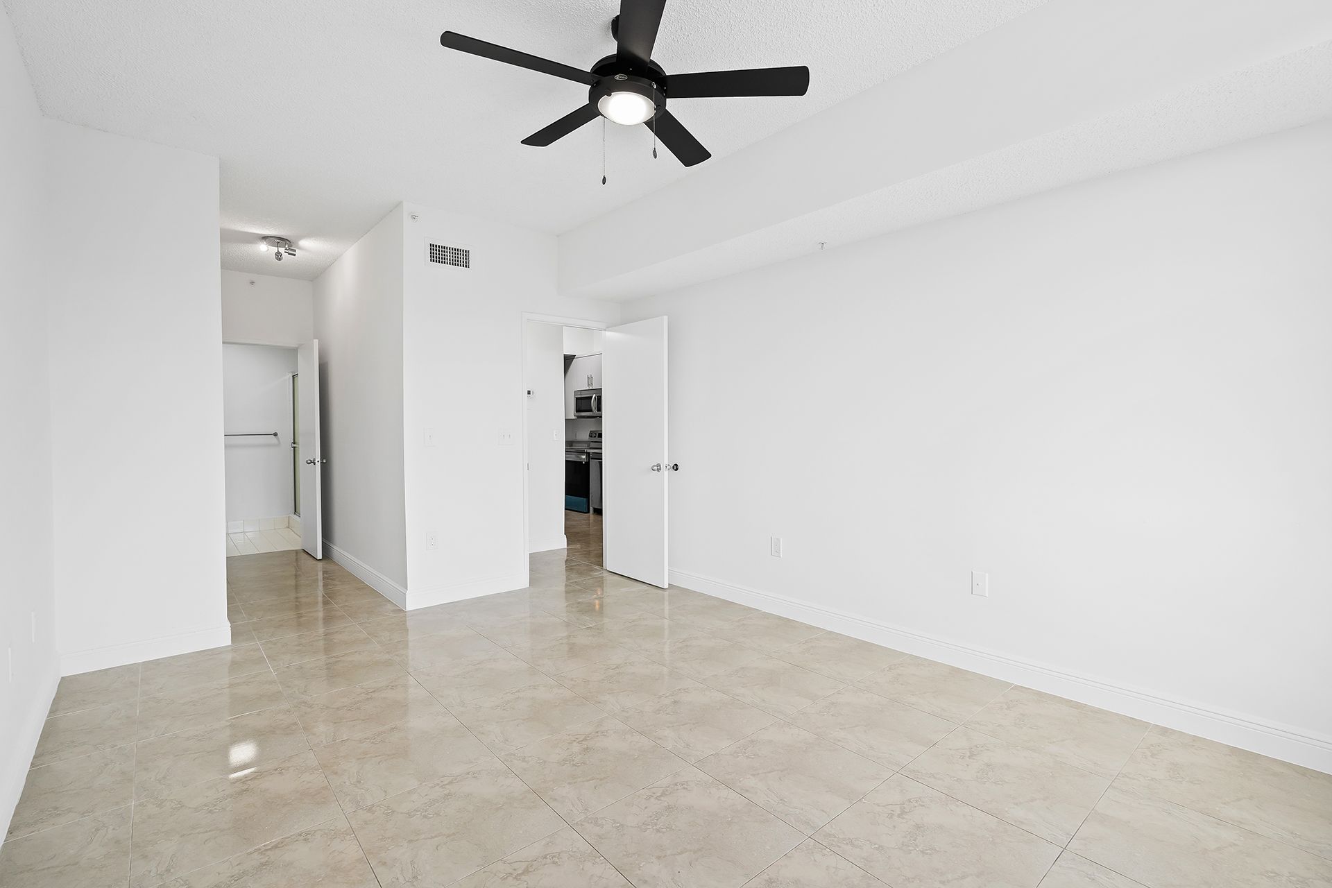 6992 SW 39th Street Davie FL 33314