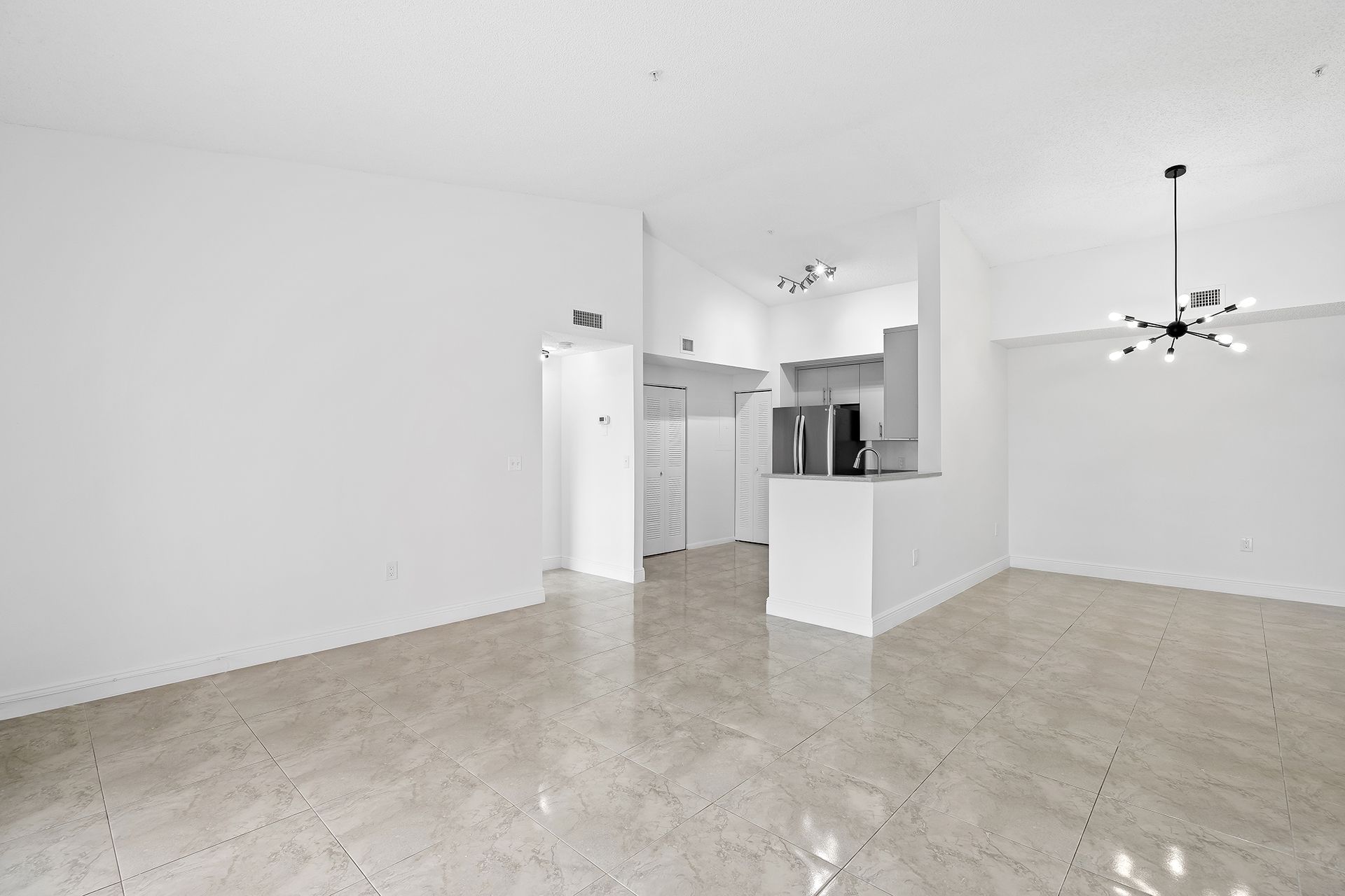 6992 SW 39th Street Davie FL 33314