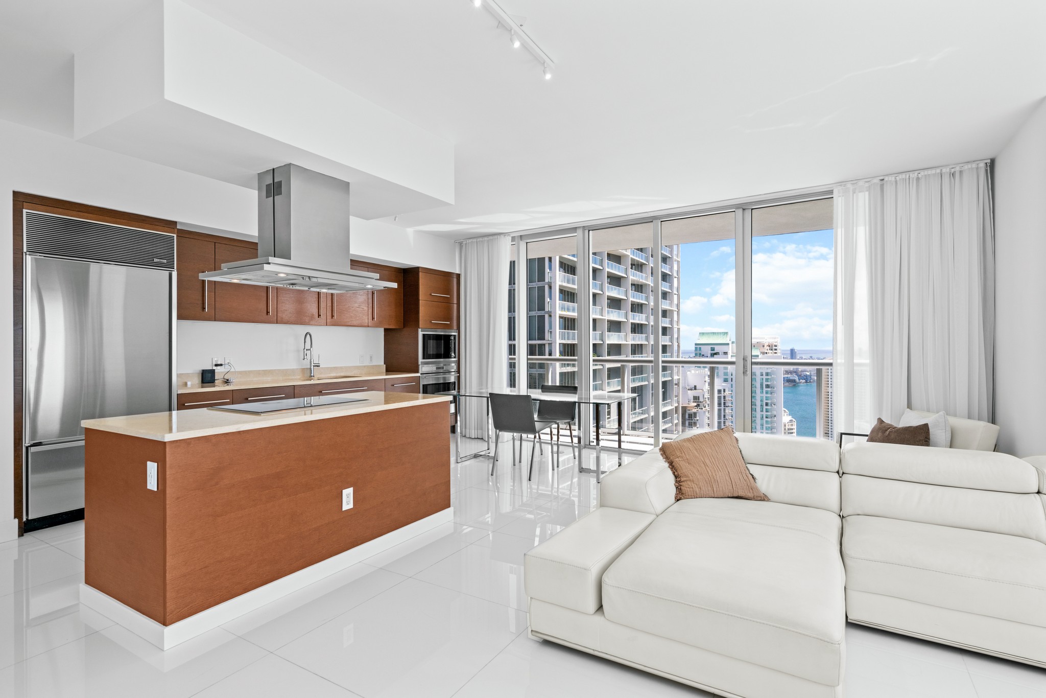485 Brickell Avenue Miami FL 33131