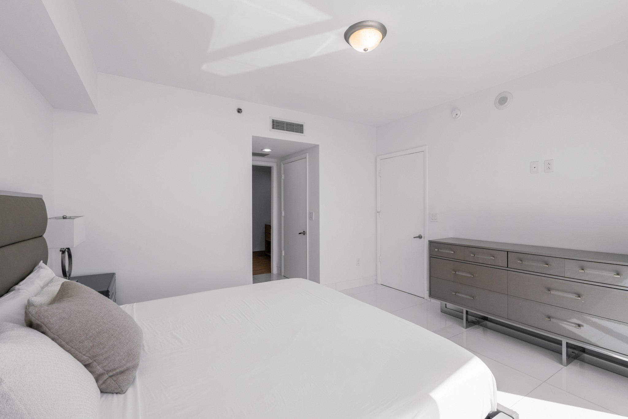 485 Brickell Avenue Miami FL 33131