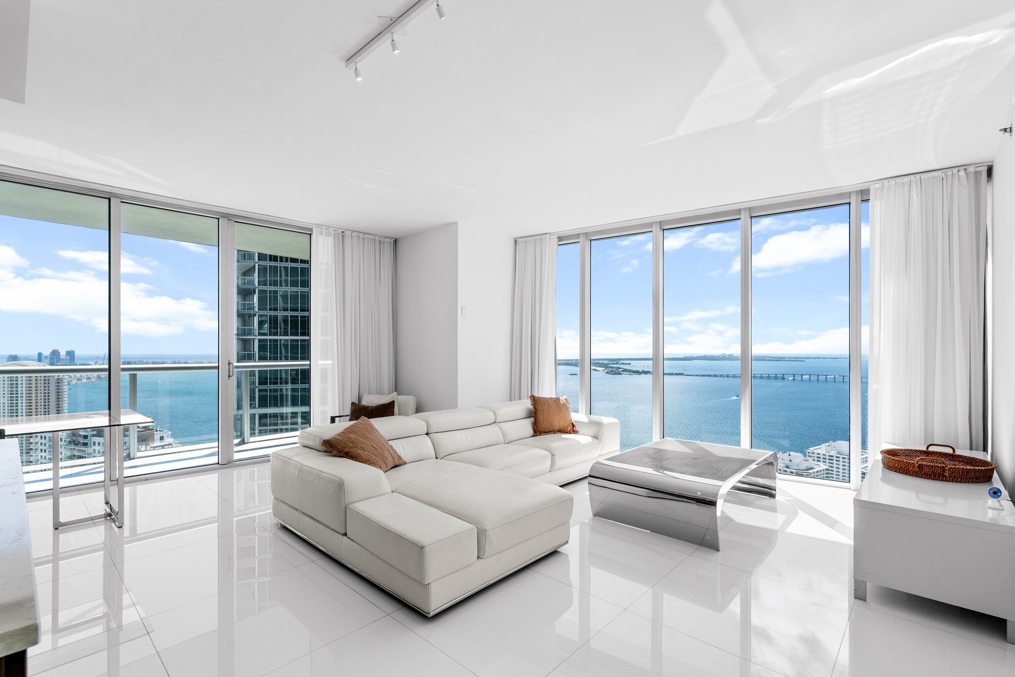 485 Brickell Avenue Miami FL 33131
