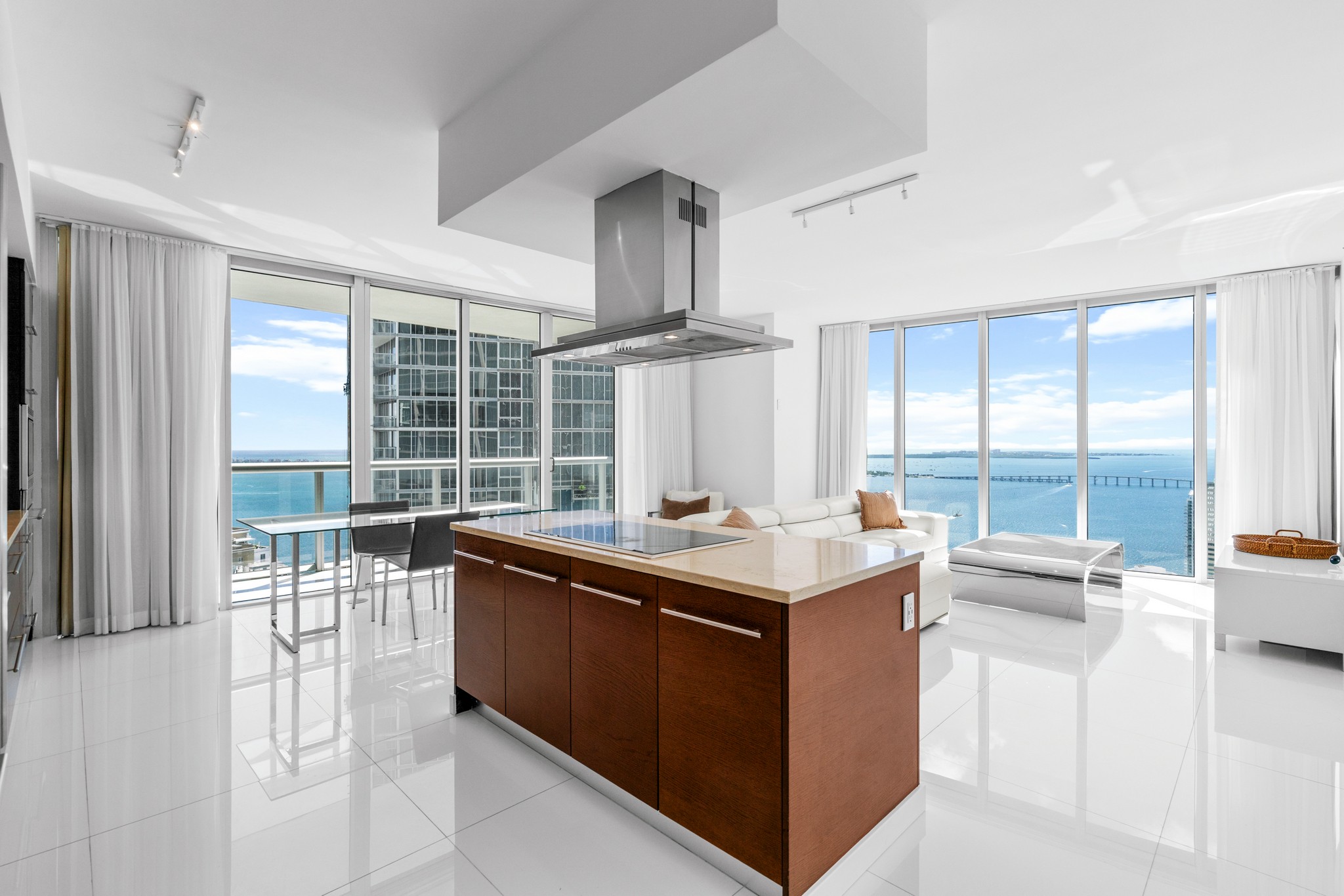 485 Brickell Avenue Miami FL 33131
