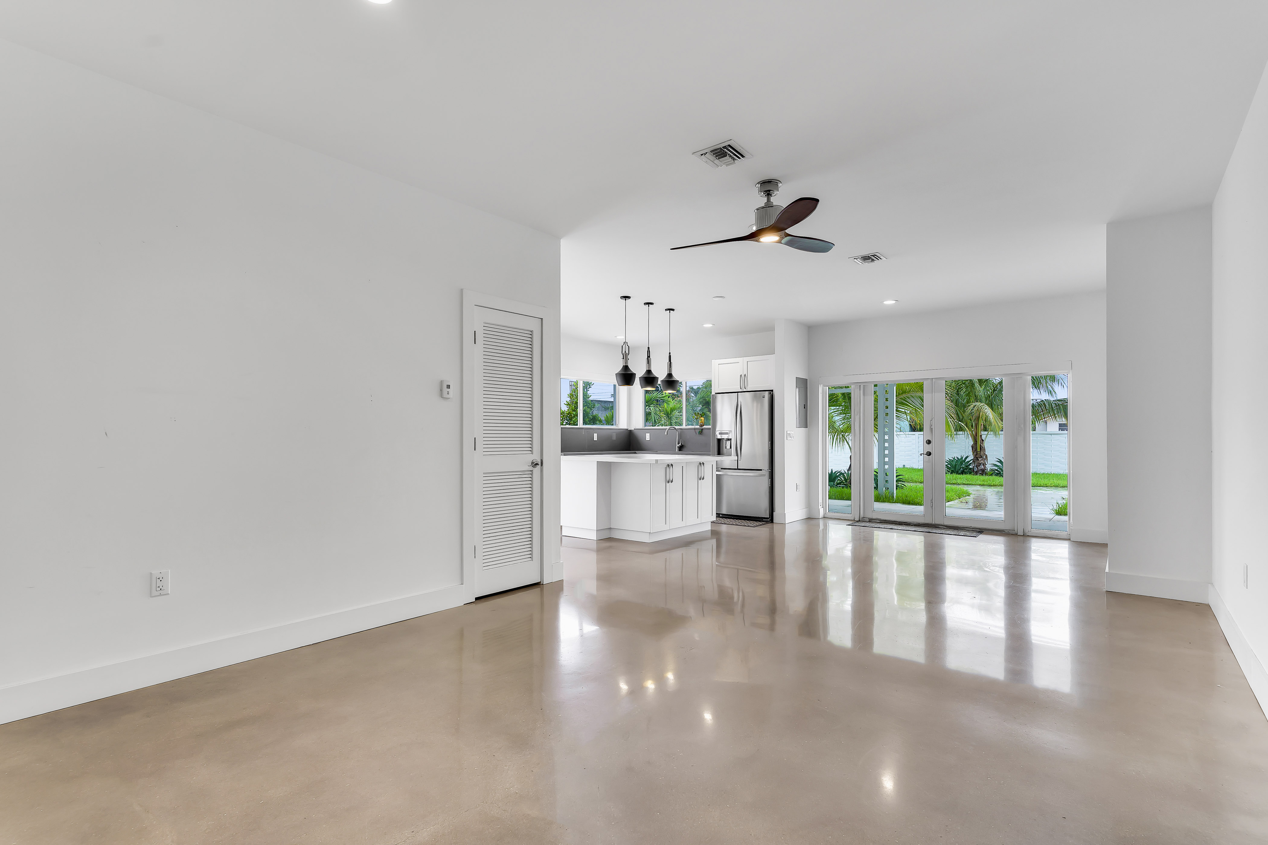 2247 NW 2nd Street Miami FL 33125