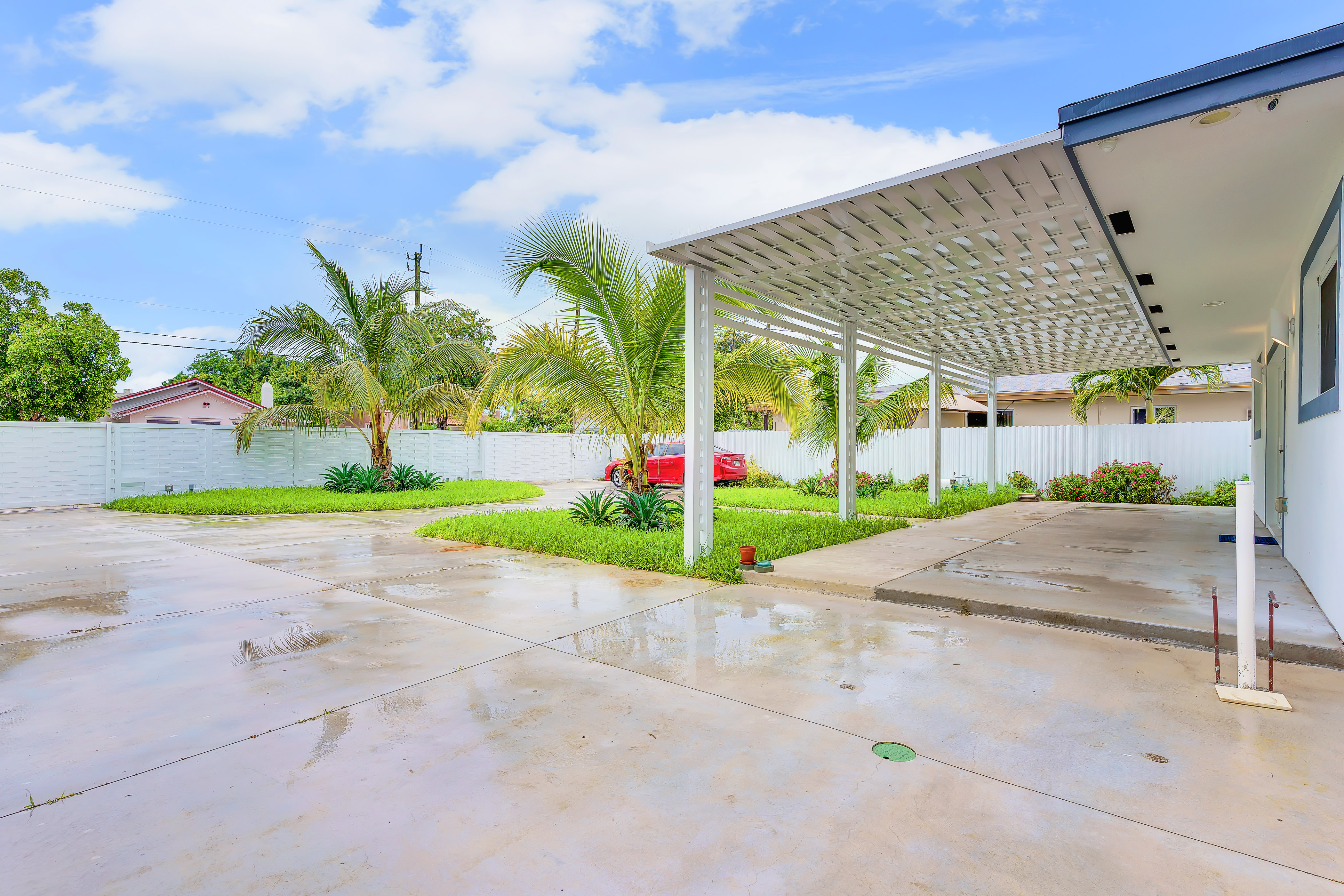 2247 NW 2nd Street Miami FL 33125