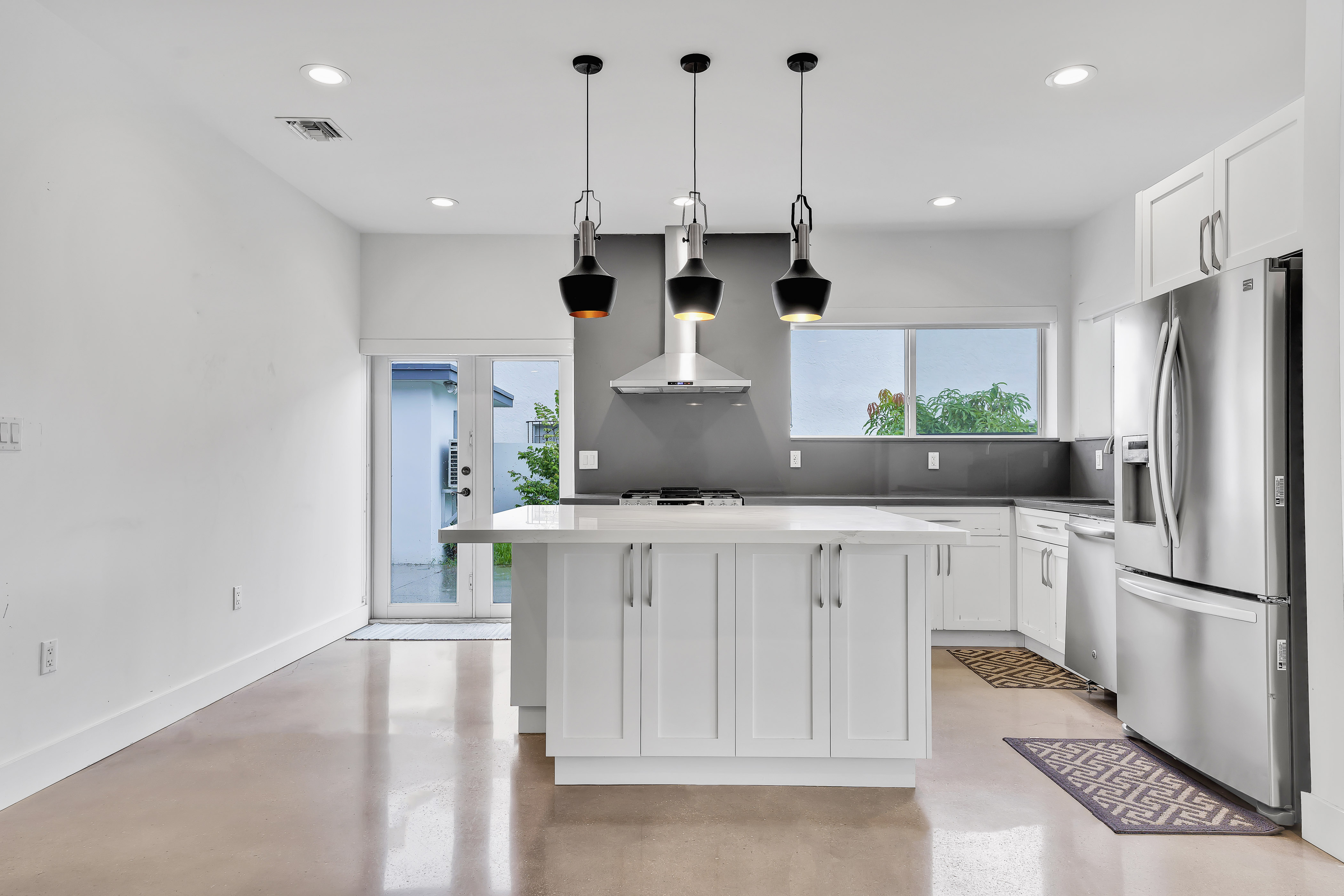 2247 NW 2nd Street Miami FL 33125