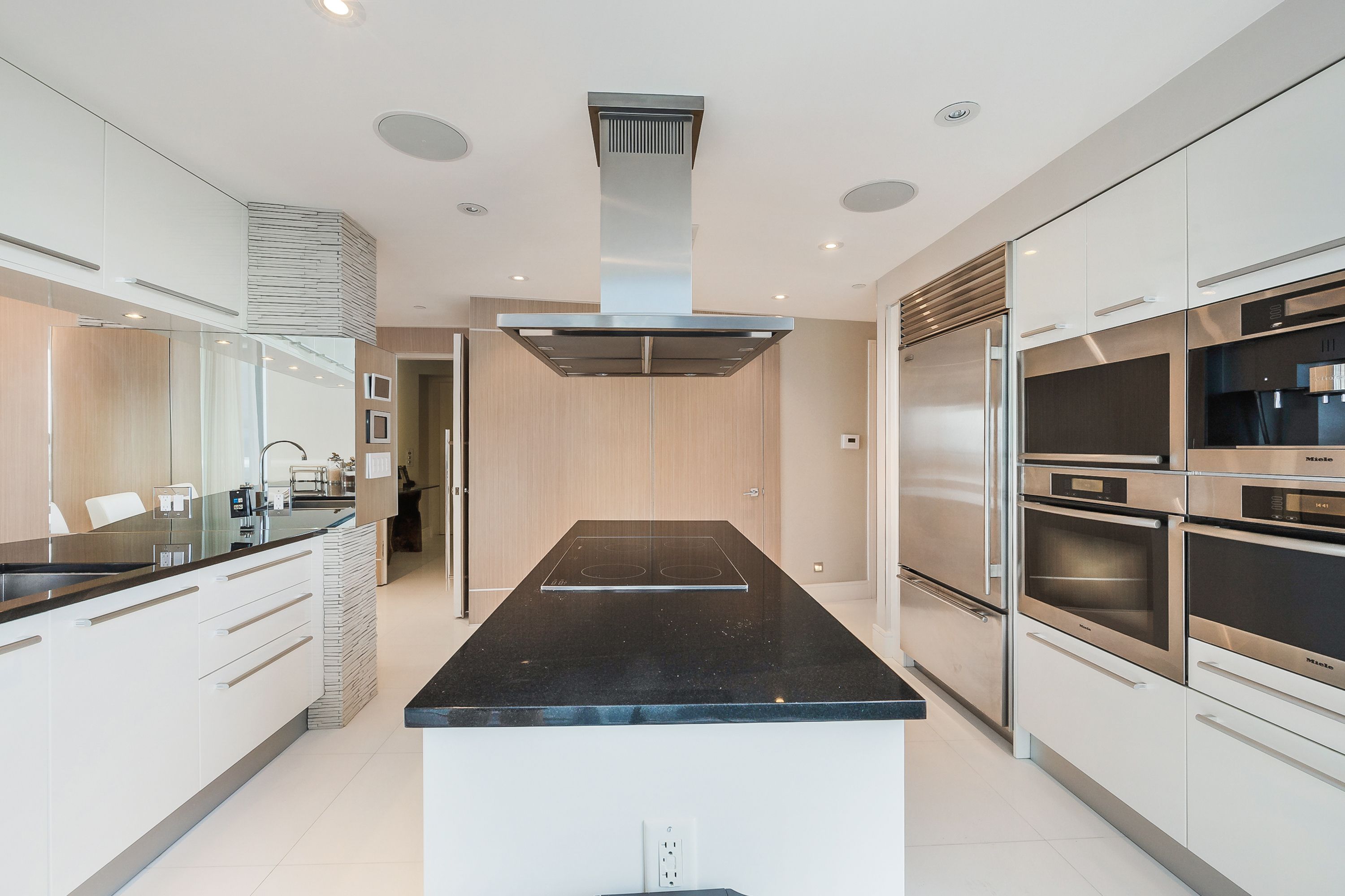 17121 Collins Avenue Sunny Isles Beach FL 33160