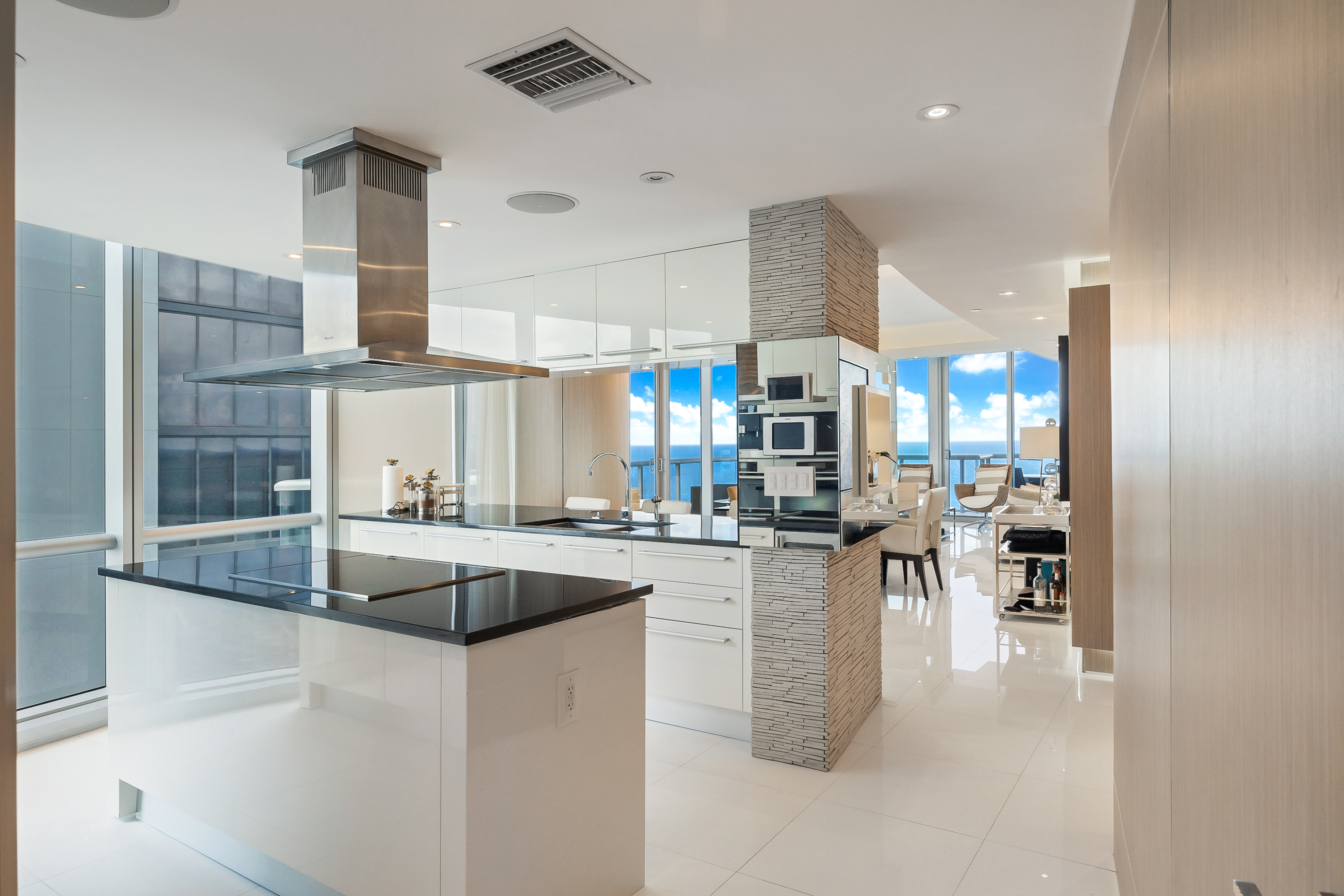 17121 Collins Avenue Sunny Isles Beach FL 33160