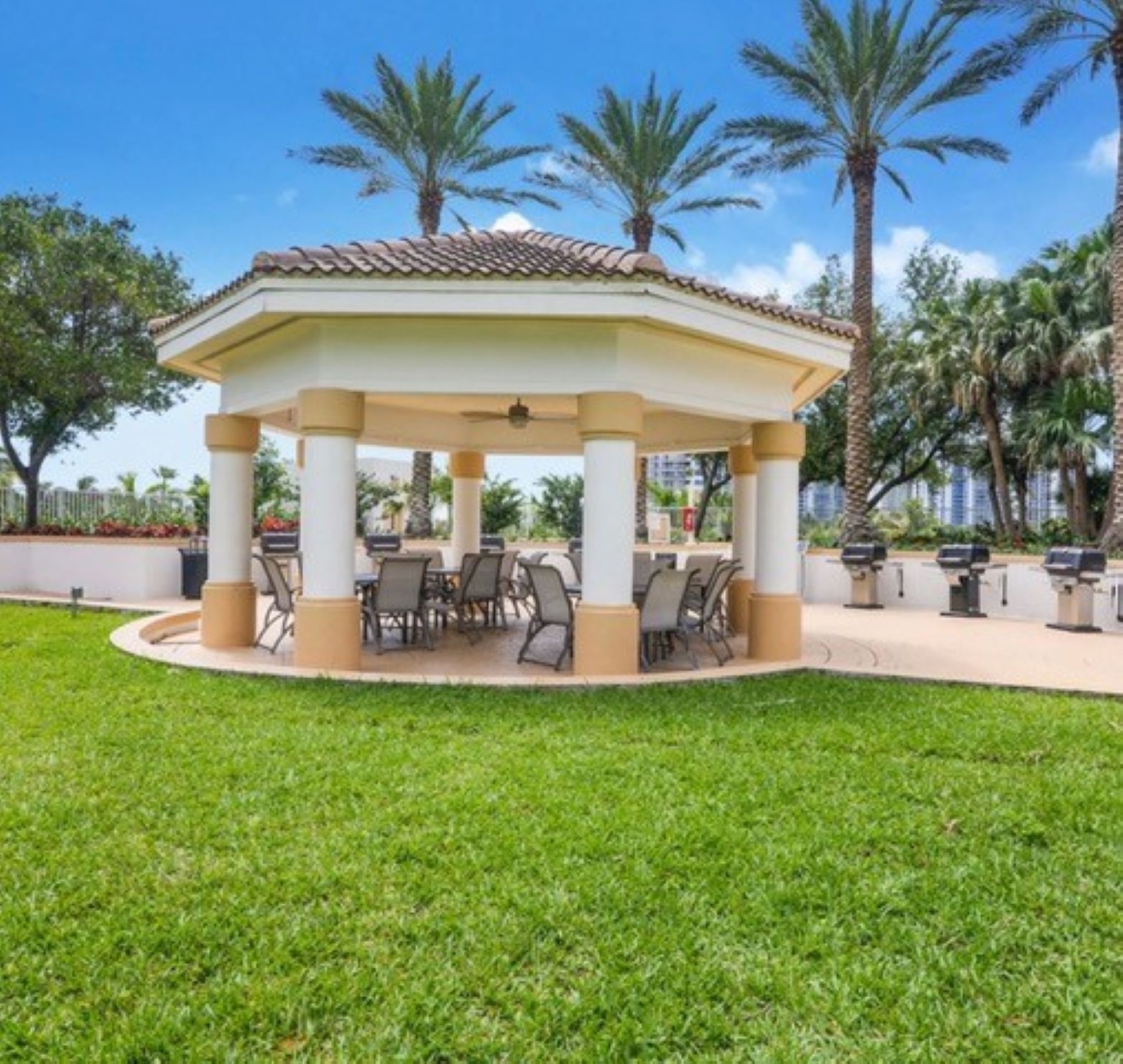 21205 Yacht Club Drive Aventura FL 33180