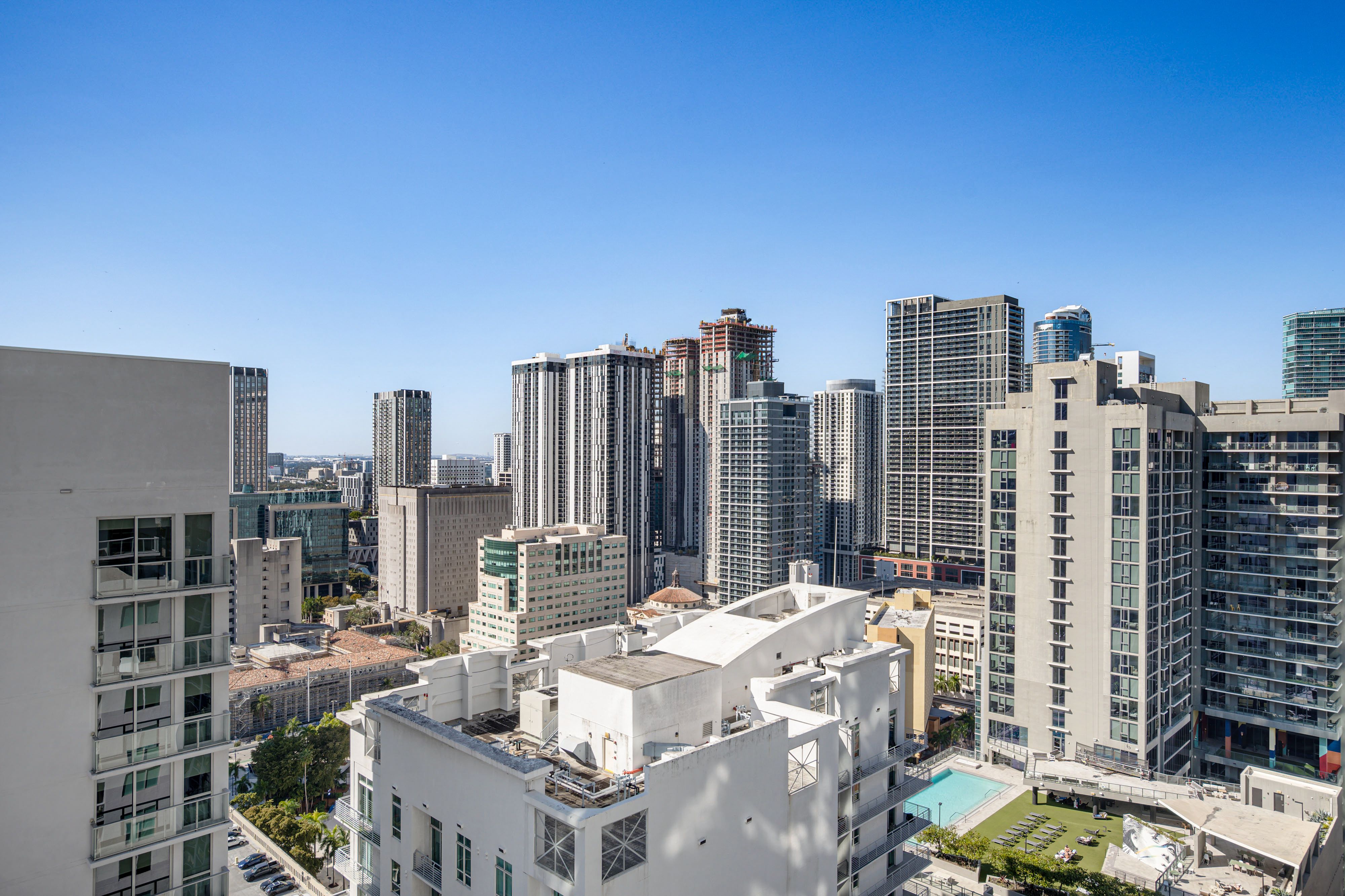 253 NE 2nd Street Miami FL 33132