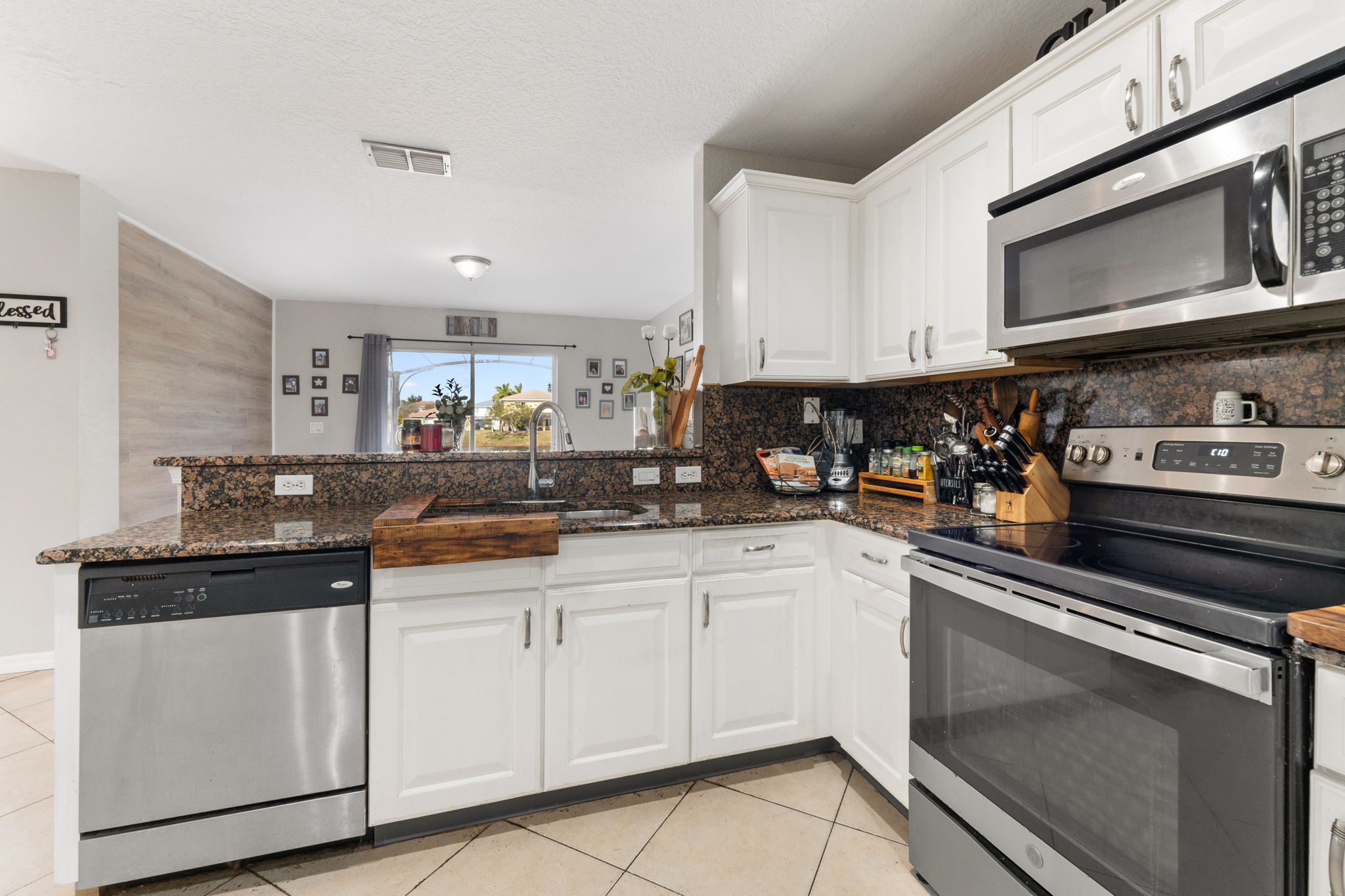 1939 SW Jamesport Drive Port St Lucie FL 34953