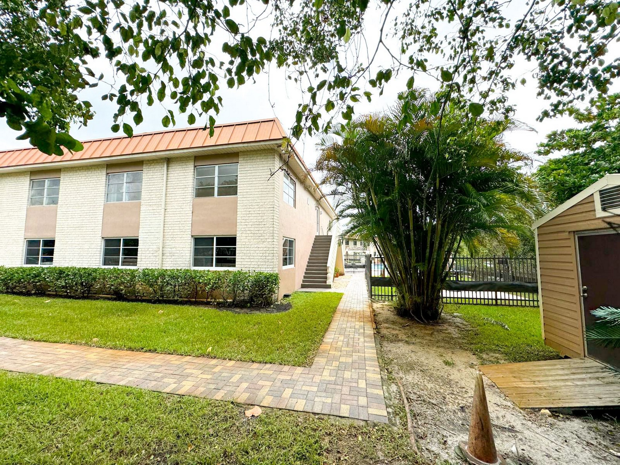 12 NE 19th Court Wilton Manors FL 33305