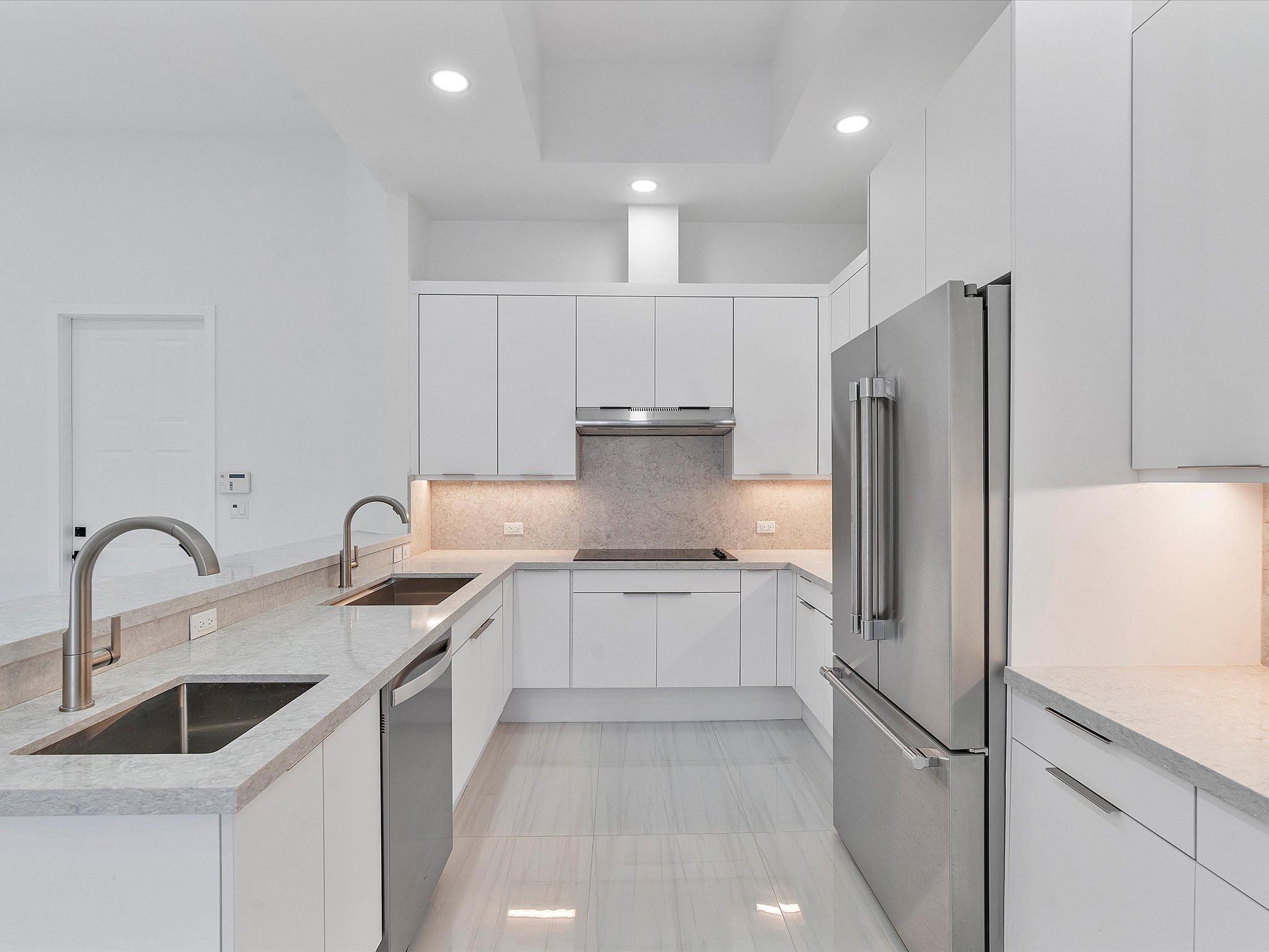 21301 NE 38th Avenue Aventura FL 33180