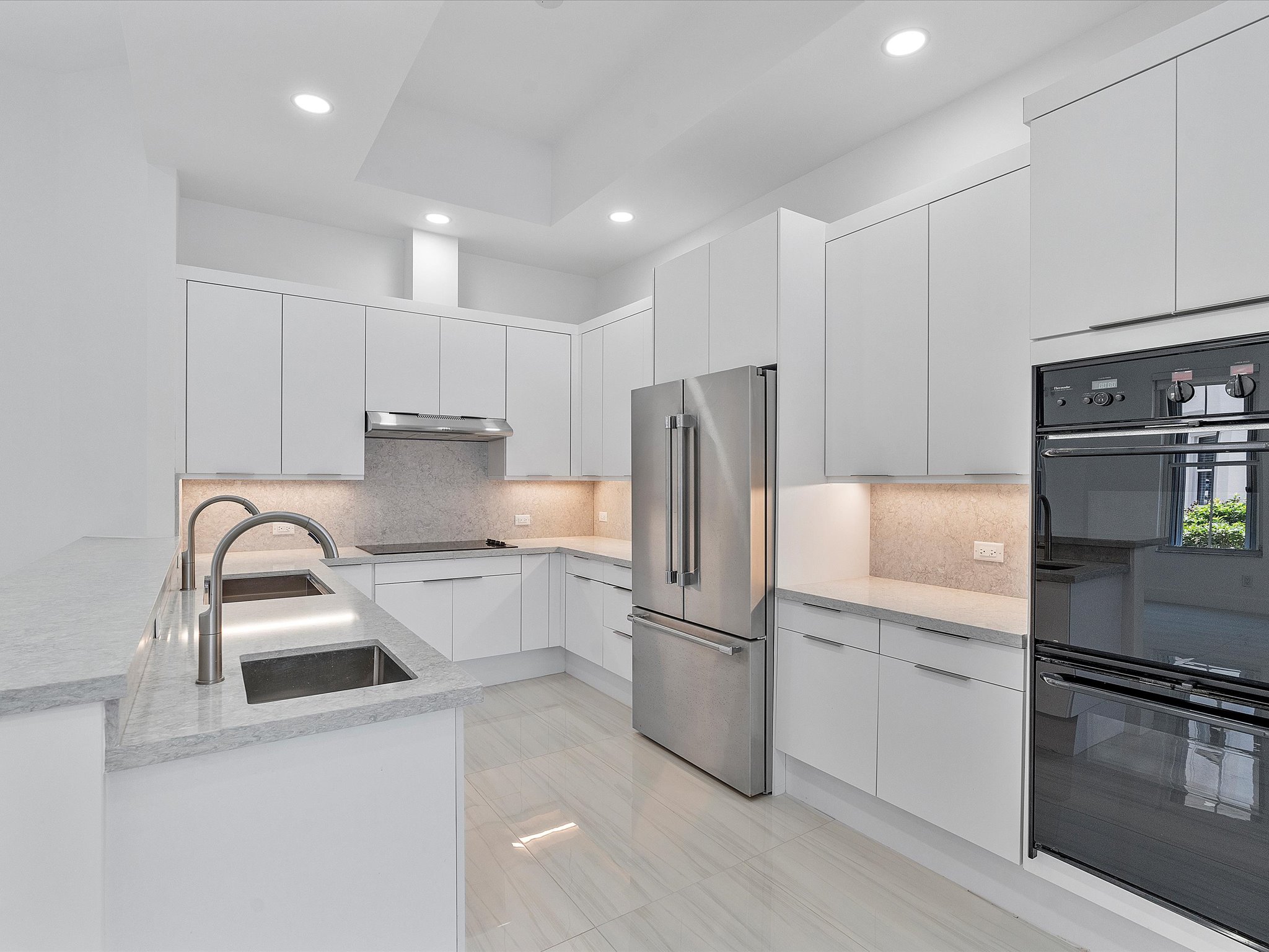 21301 NE 38th Avenue Aventura FL 33180