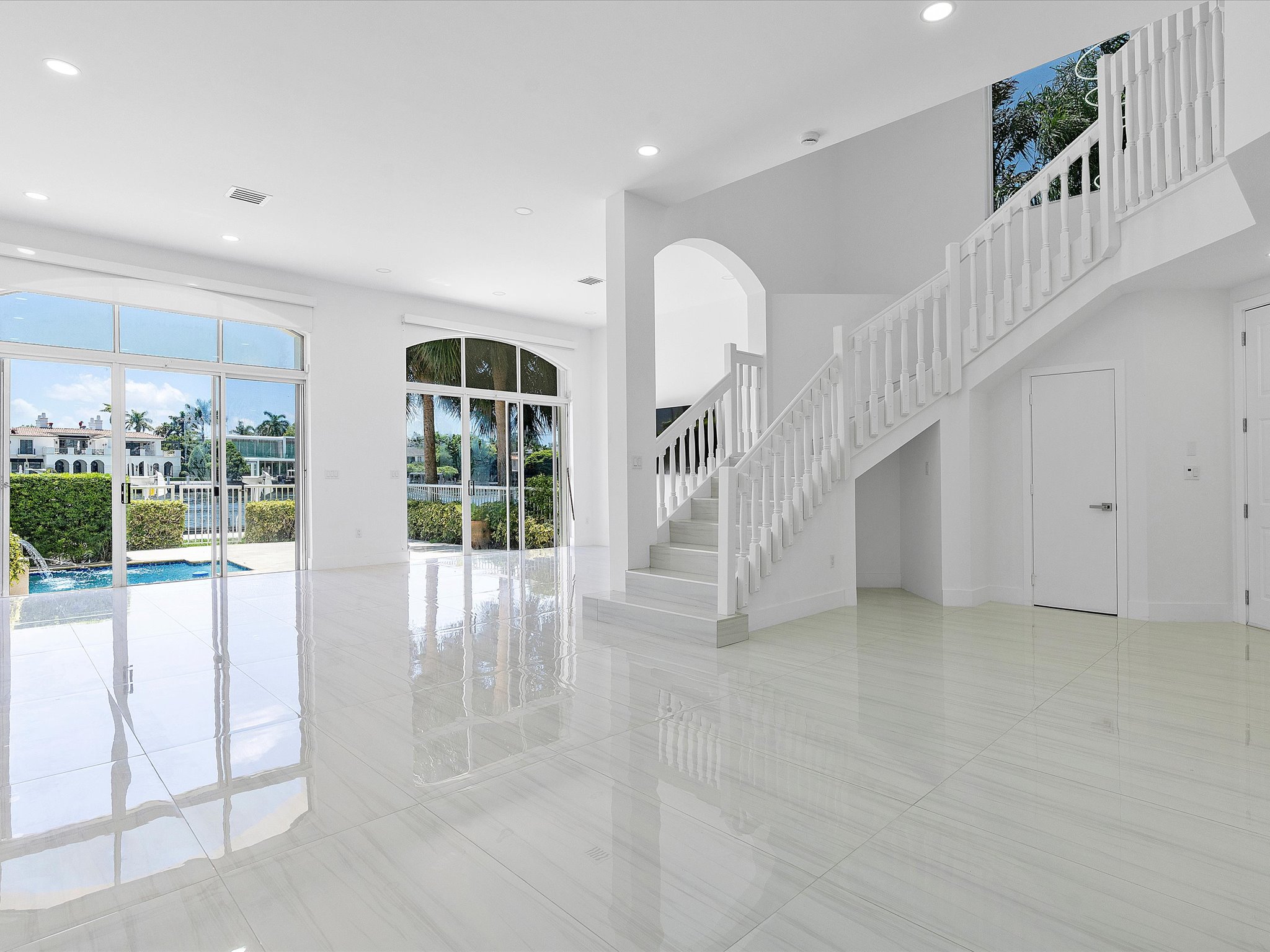 21301 NE 38th Avenue Aventura FL 33180