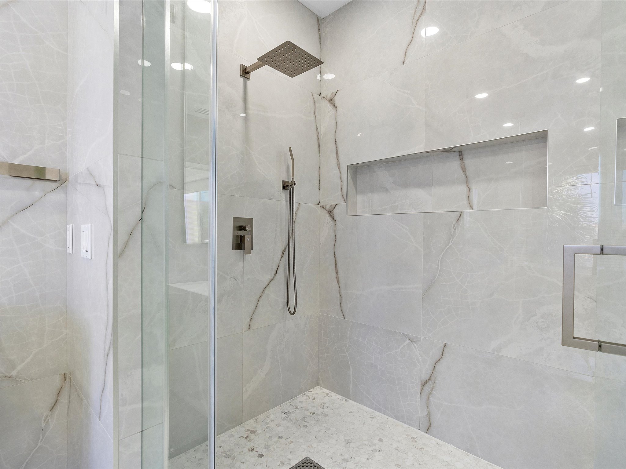 21301 NE 38th Avenue Aventura FL 33180