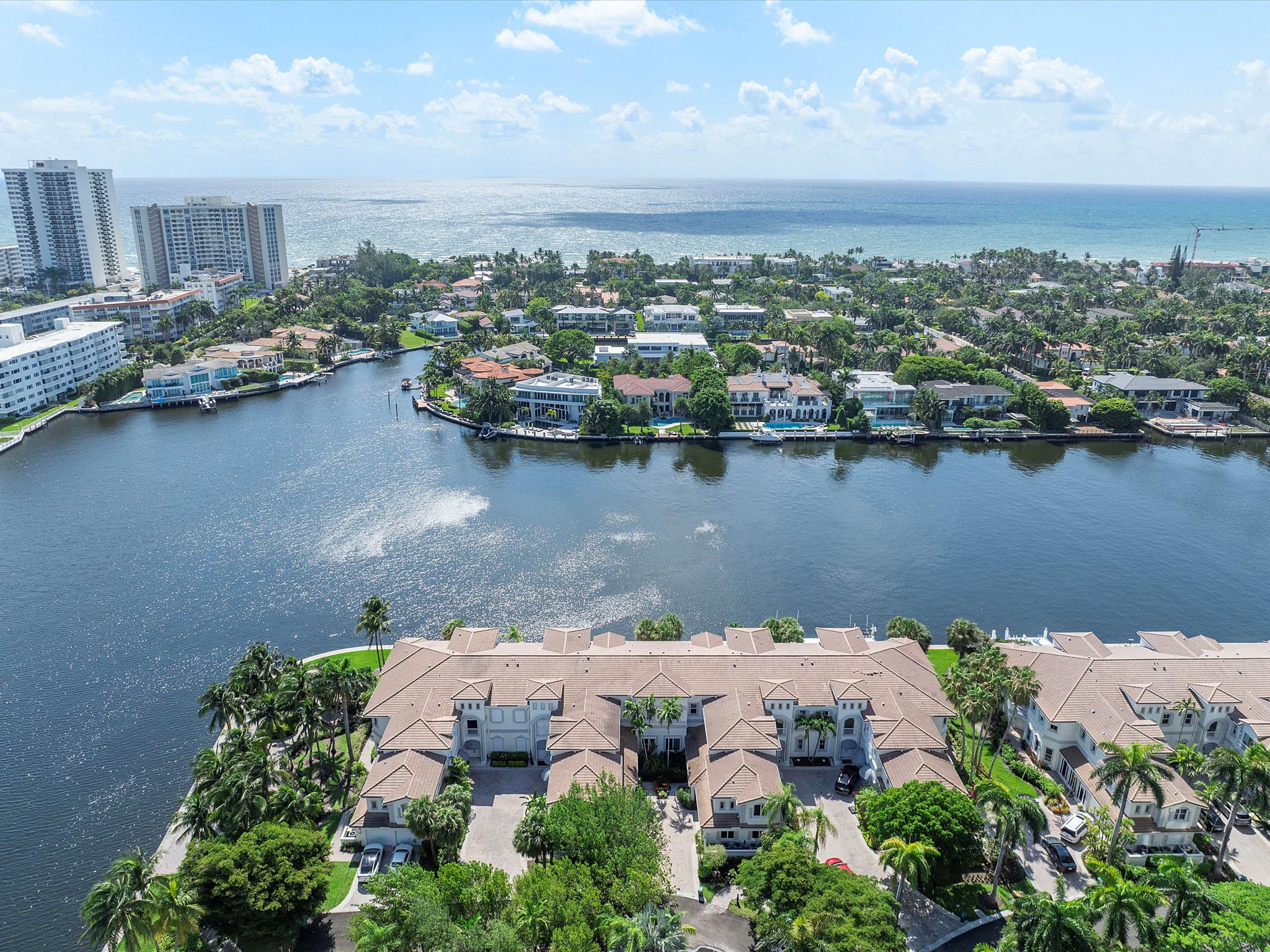 21301 NE 38th Avenue Aventura FL 33180