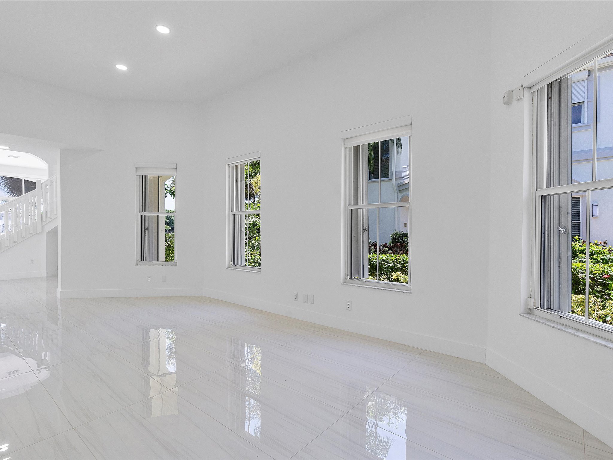 21301 NE 38th Avenue Aventura FL 33180
