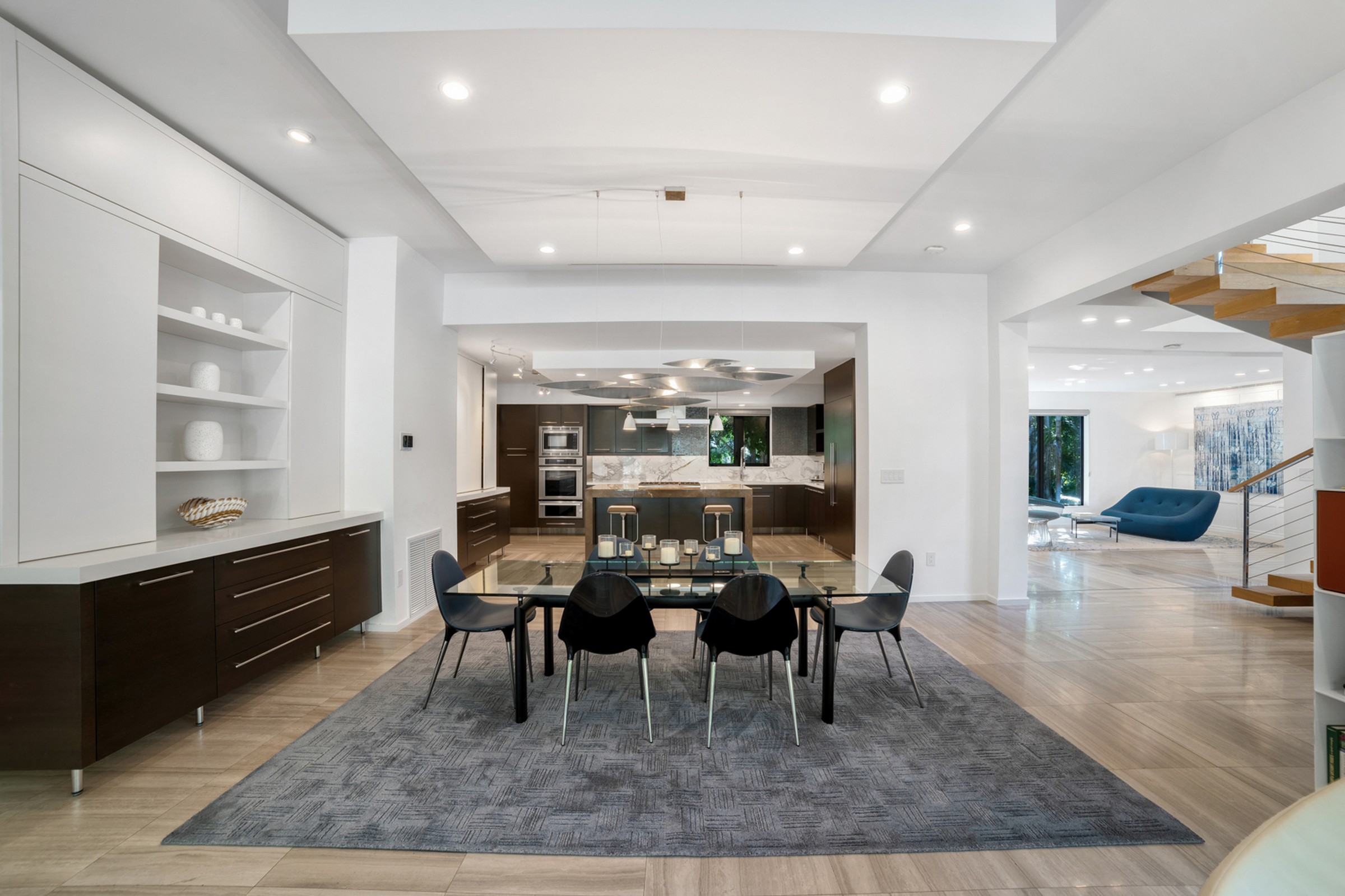 6840 Sunrise Place Coral Gables FL 33133