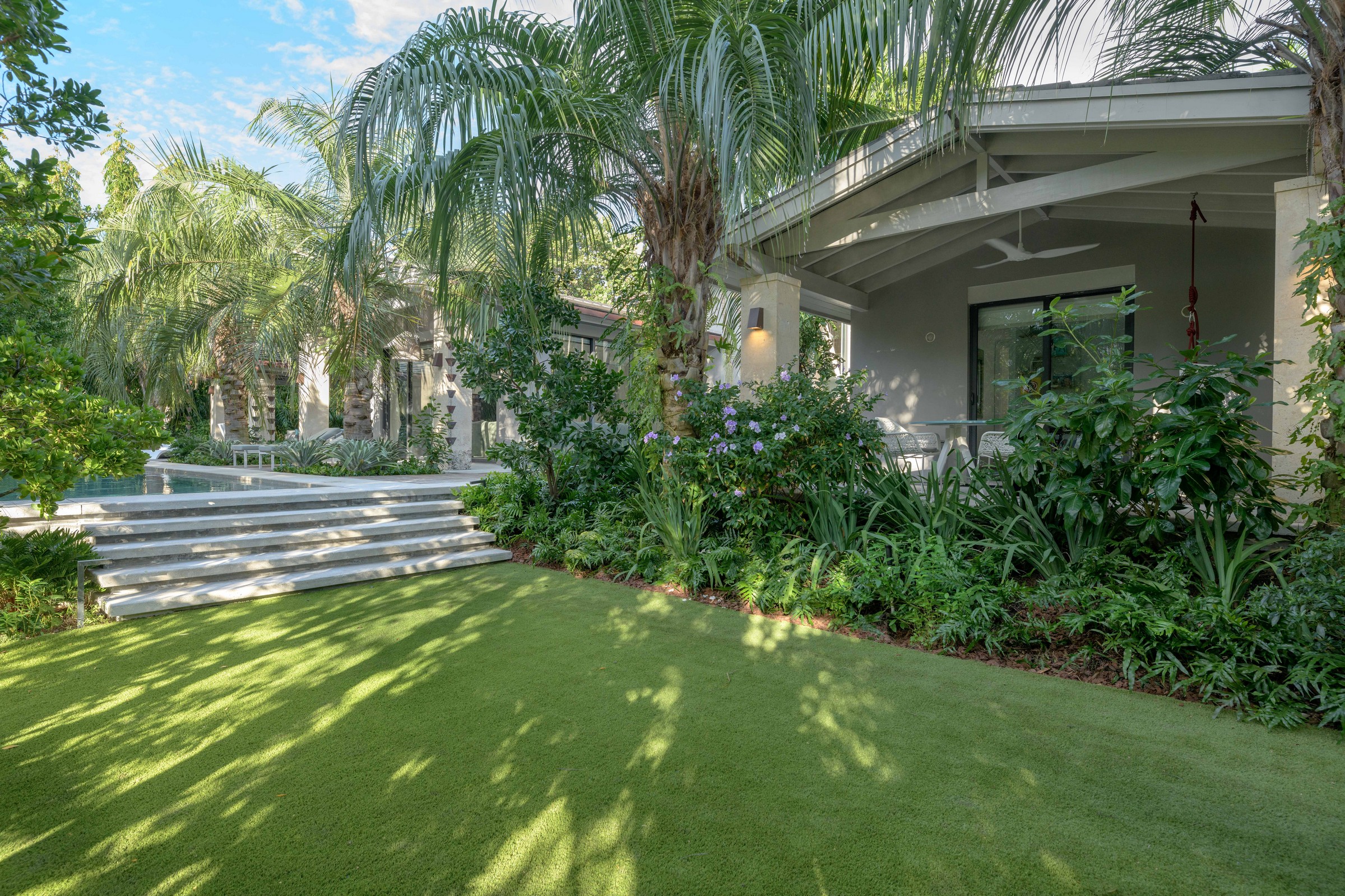 6840 Sunrise Place Coral Gables FL 33133