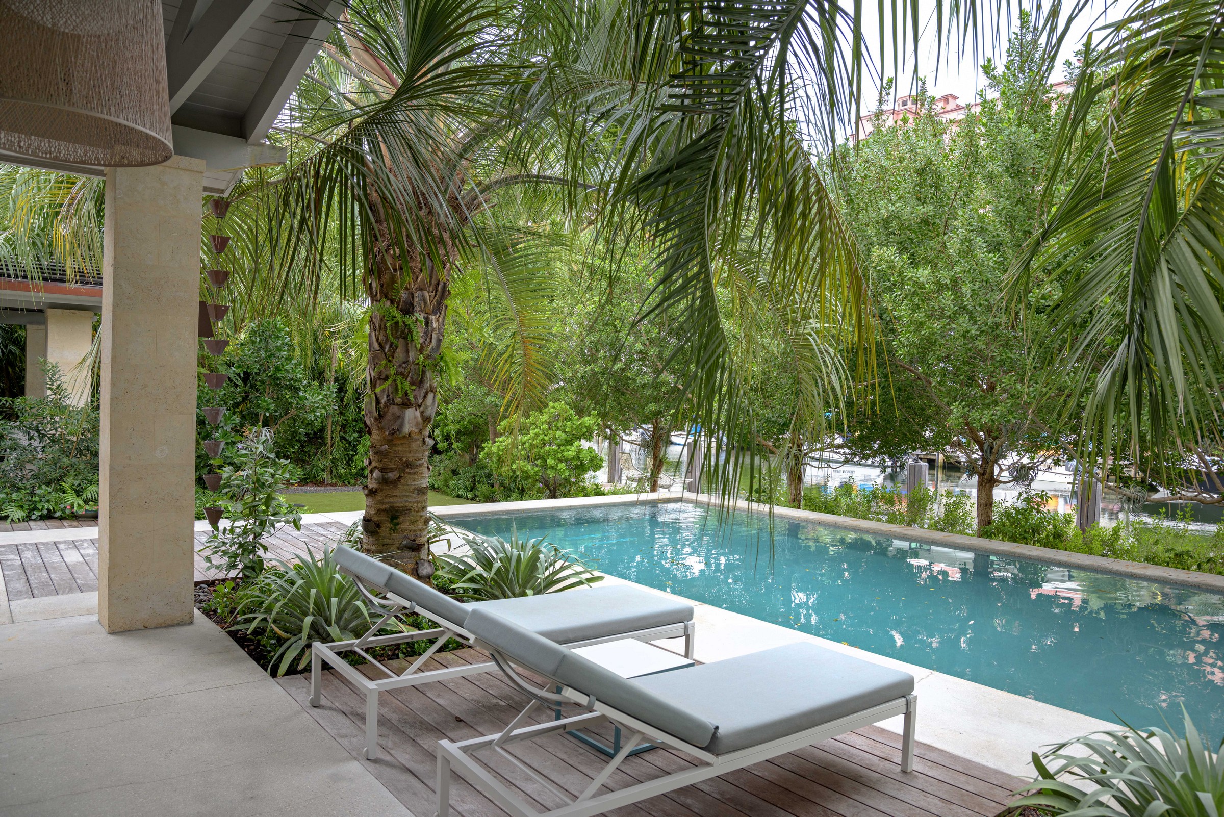 6840 Sunrise Place Coral Gables FL 33133