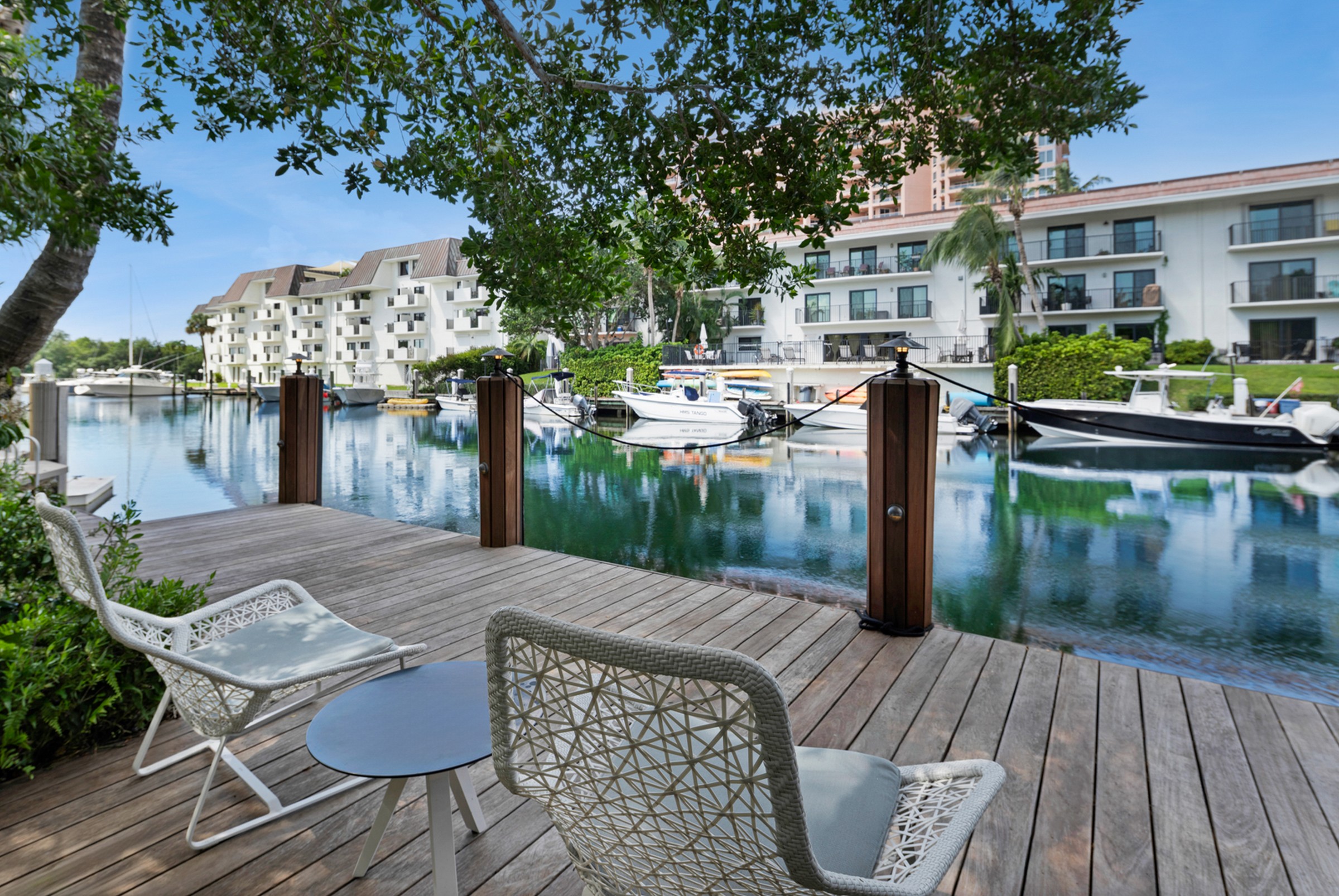 6840 Sunrise Place Coral Gables FL 33133