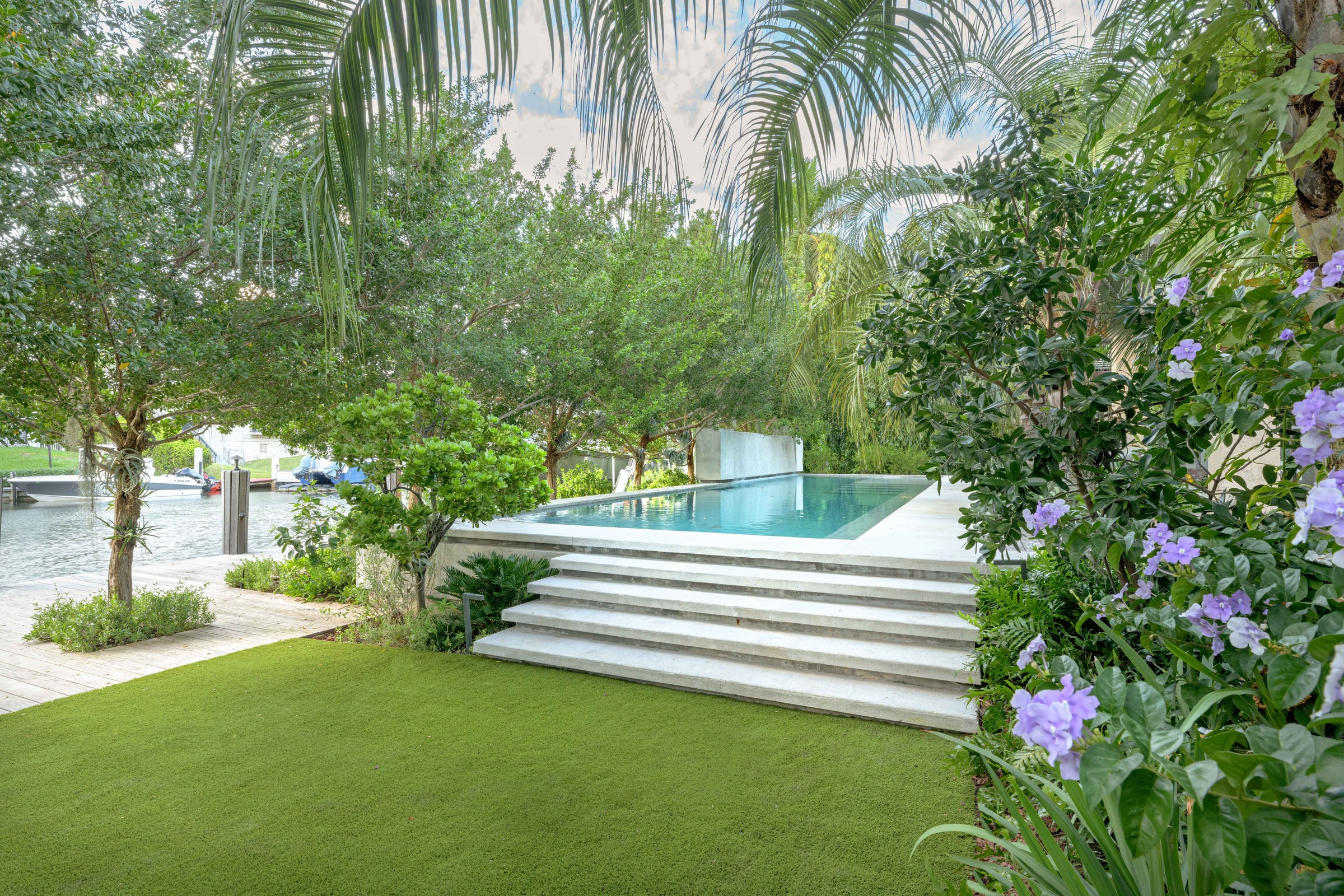 6840 Sunrise Place Coral Gables FL 33133