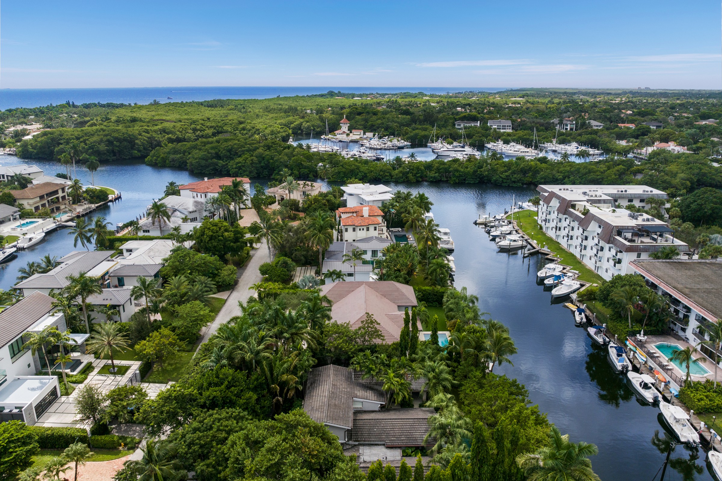 6840 Sunrise Place Coral Gables FL 33133