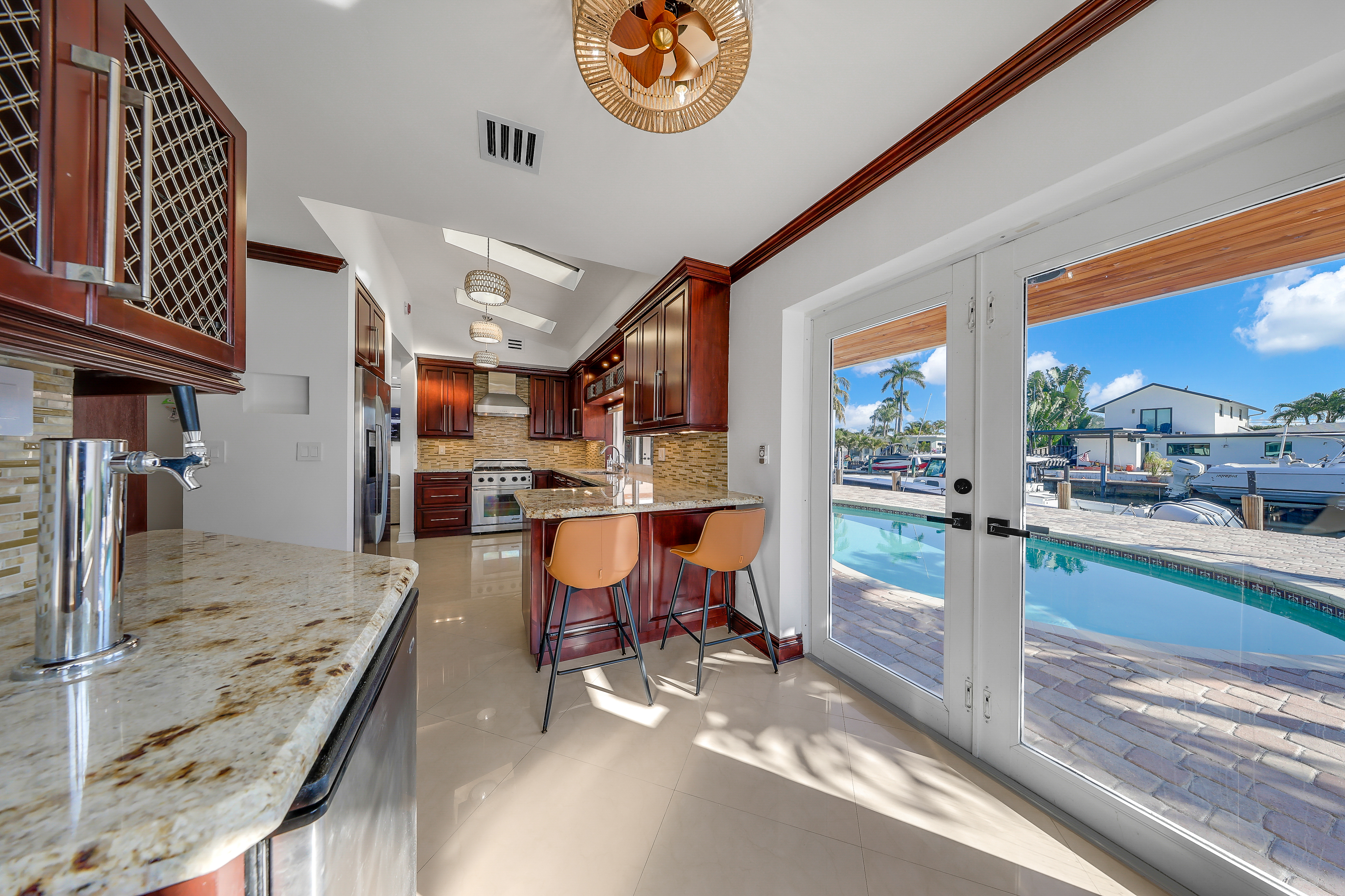 800 SE 3rd Terrace Pompano Beach FL 33060