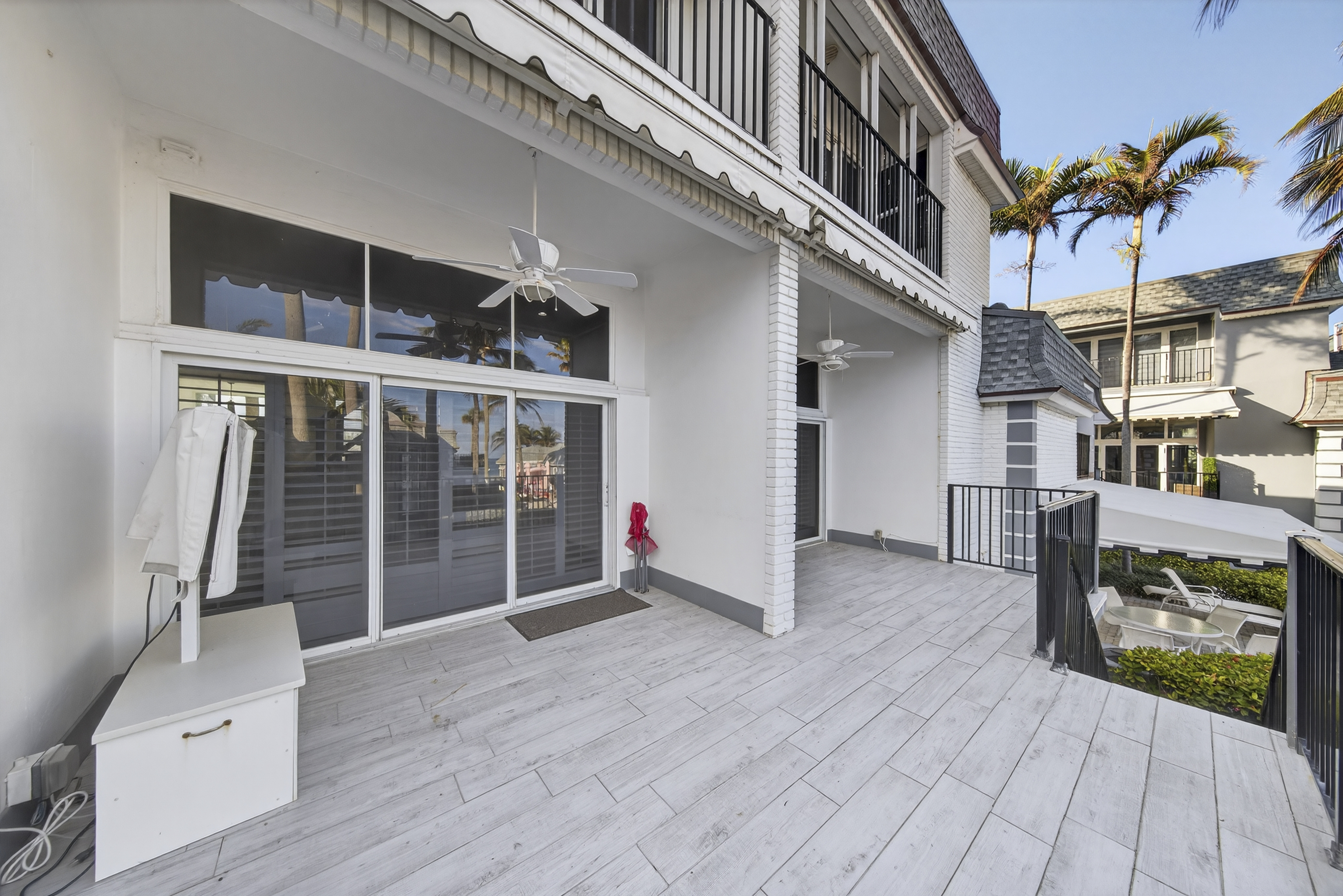 1194 Hillsboro Mile Hillsboro Beach FL 33062