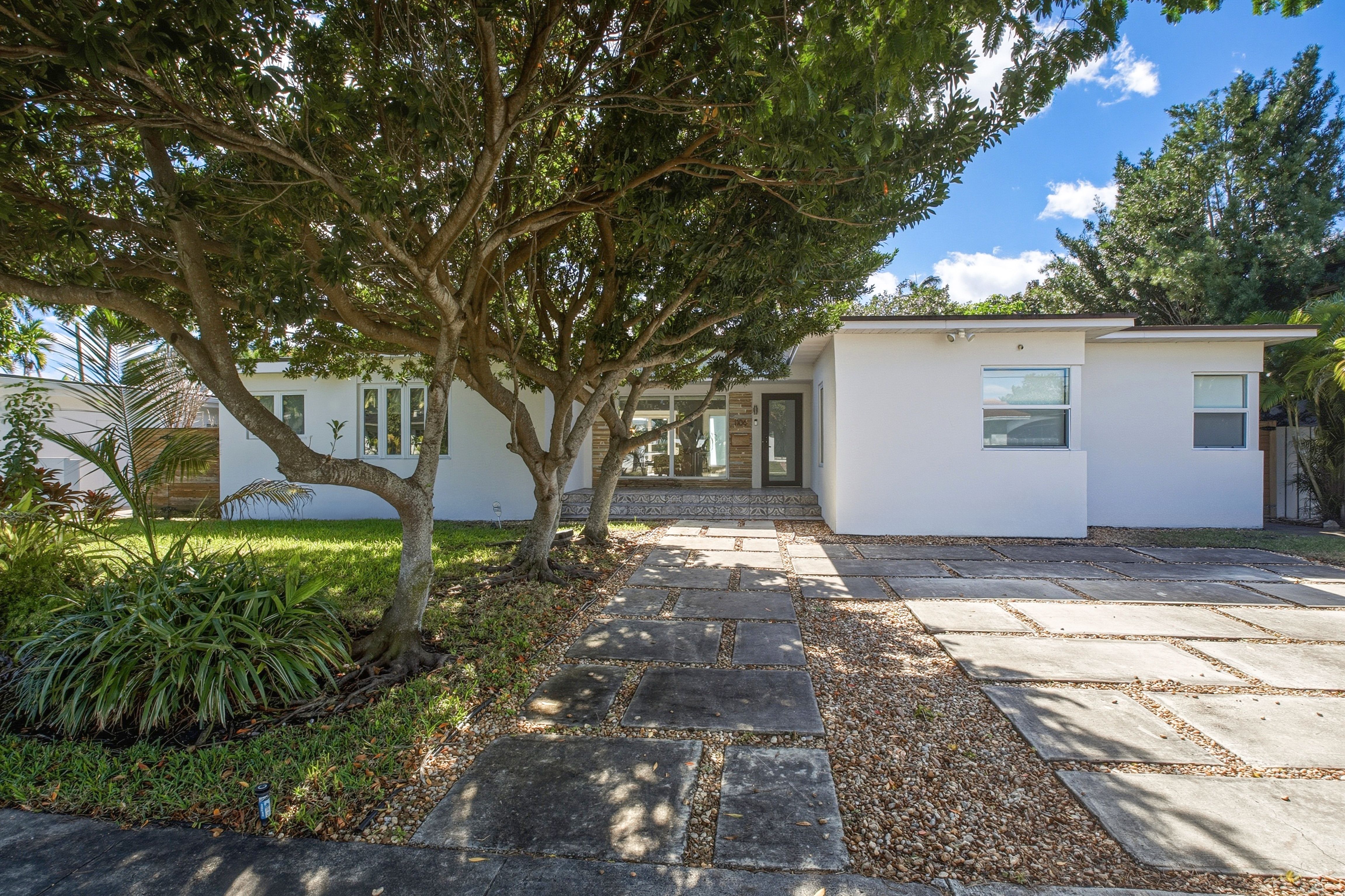 1106 NE 86th Street Miami FL 33138