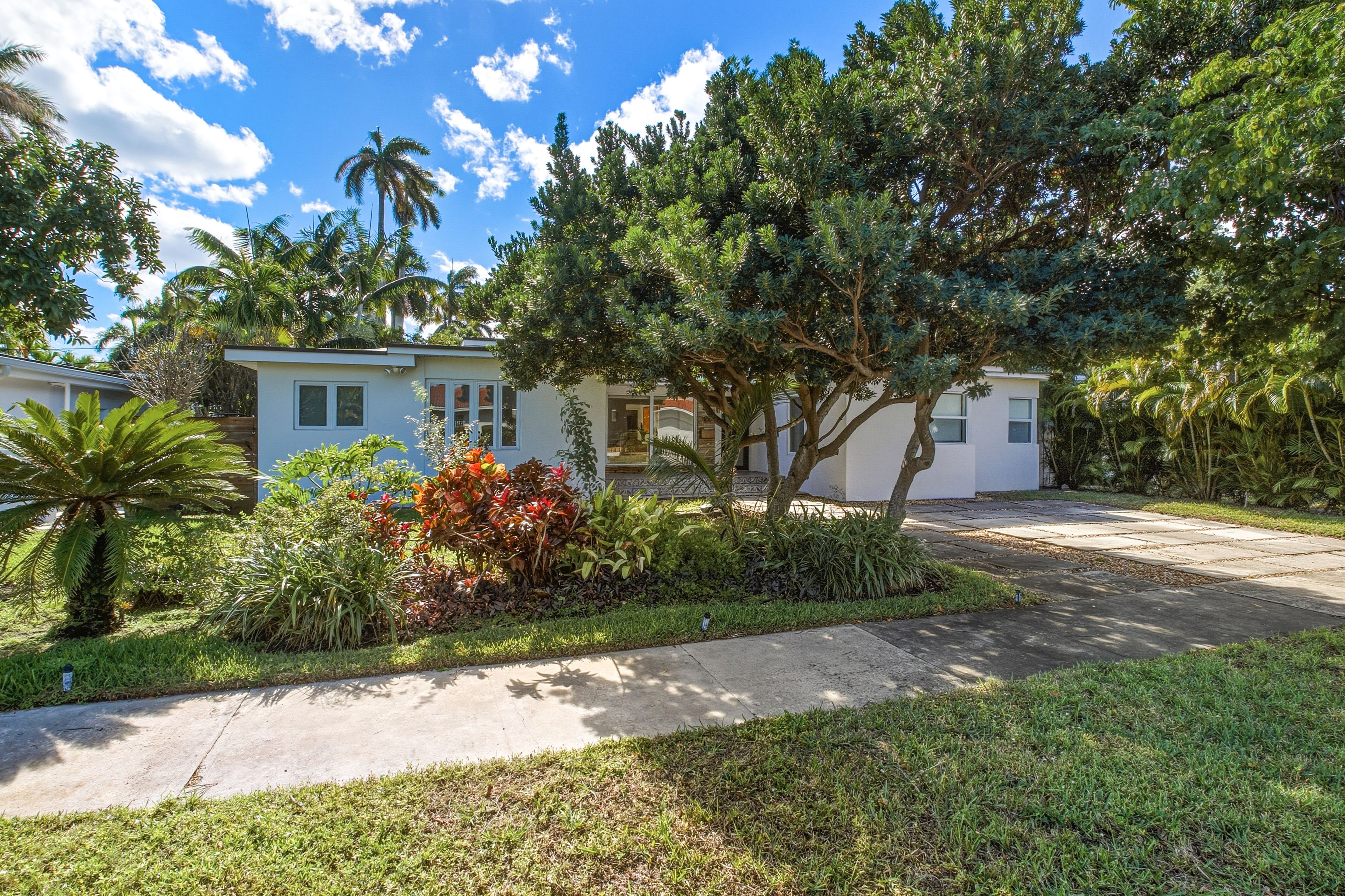 1106 NE 86th Street Miami FL 33138
