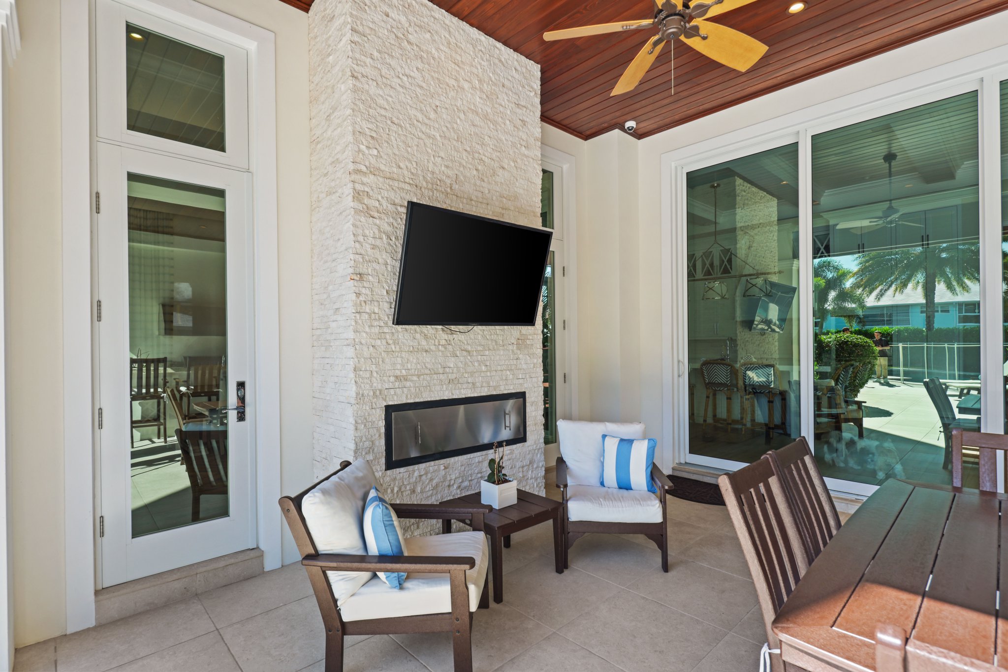 3700 NE 24th Avenue Lighthouse Point FL 33064