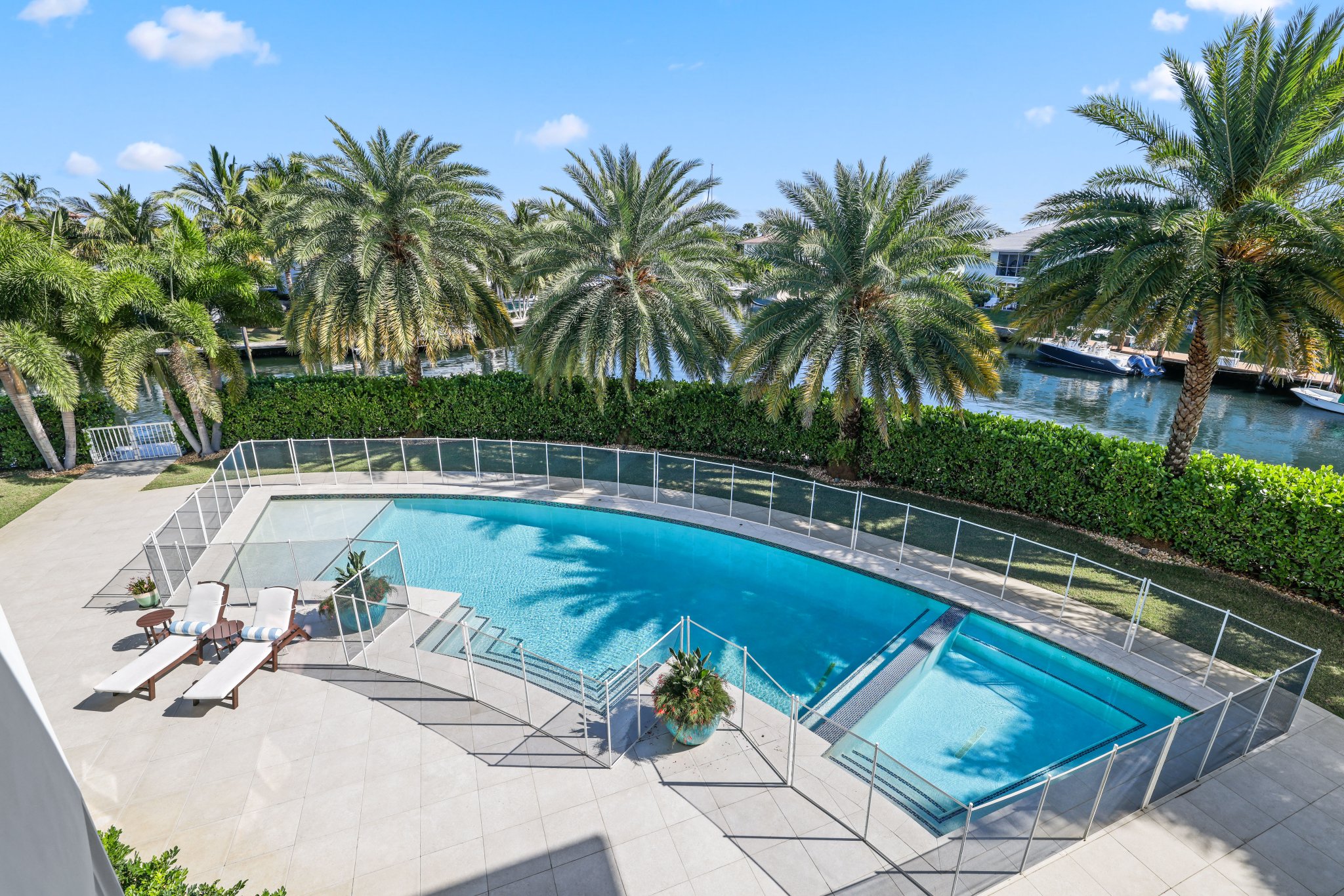 3700 NE 24th Avenue Lighthouse Point FL 33064
