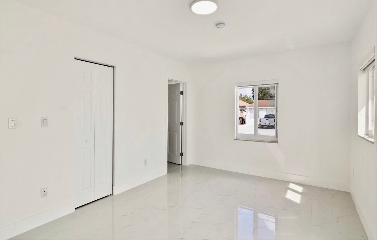 2722 SW 5th Street Miami FL 33135