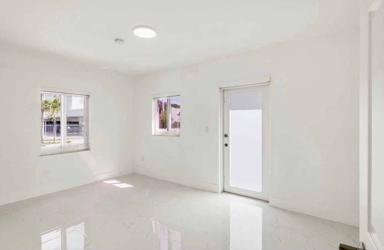 2722 SW 5th Street Miami FL 33135