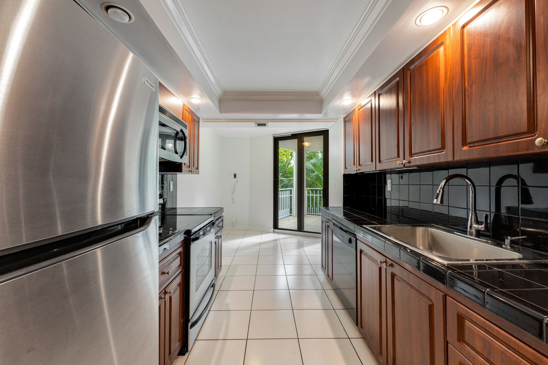 2000 Towerside Terrace Miami FL 33138