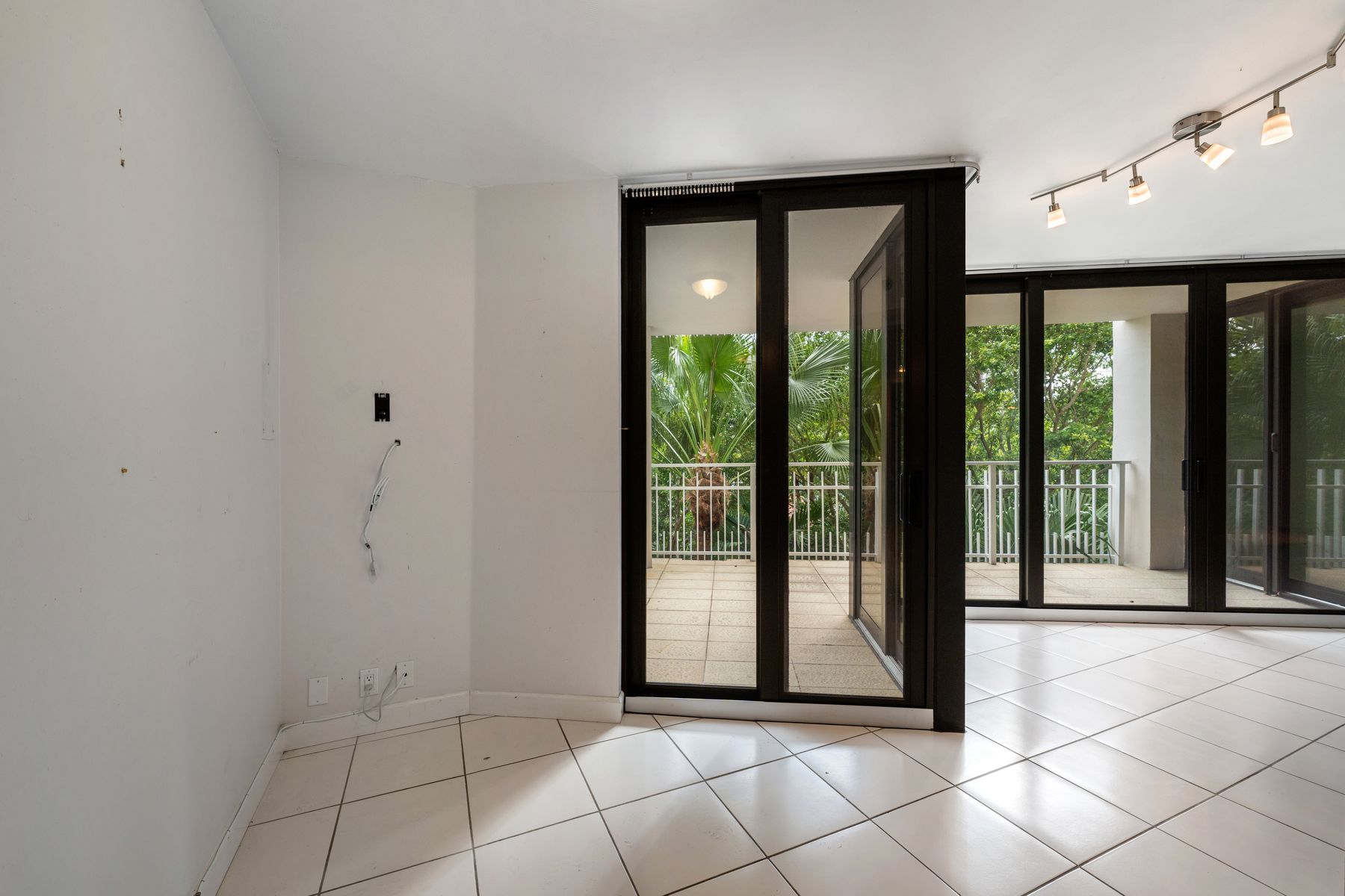 2000 Towerside Terrace Miami FL 33138
