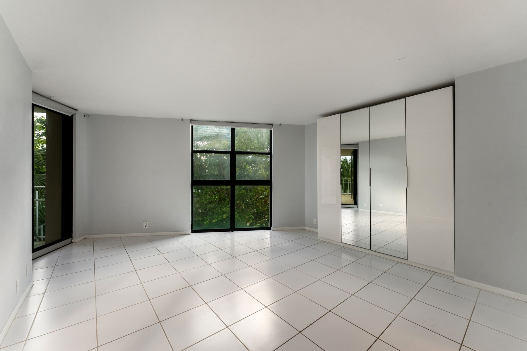2000 Towerside Terrace Miami FL 33138