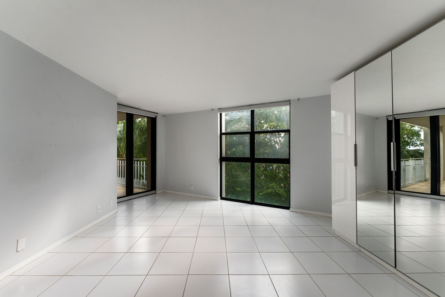 2000 Towerside Terrace Miami FL 33138