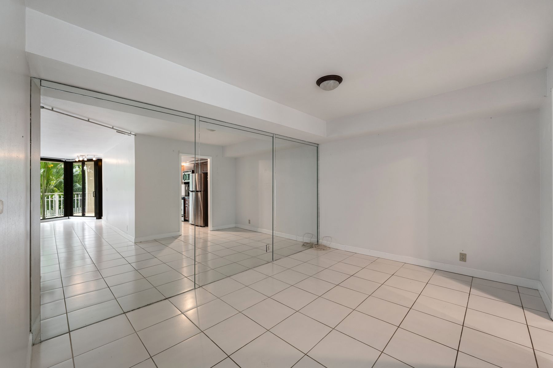 2000 Towerside Terrace Miami FL 33138