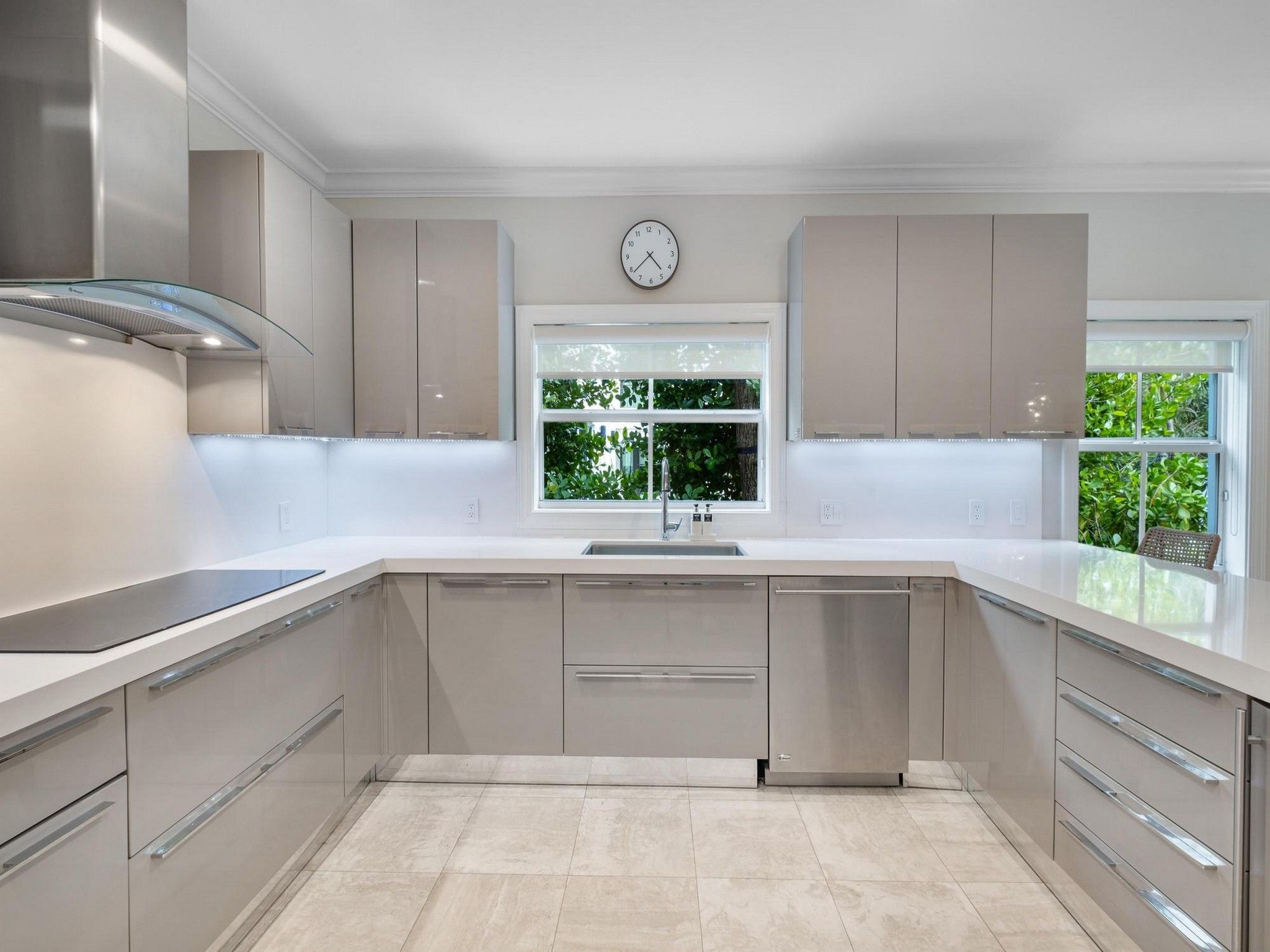 164 W Mashta Drive Key Biscayne FL 33149
