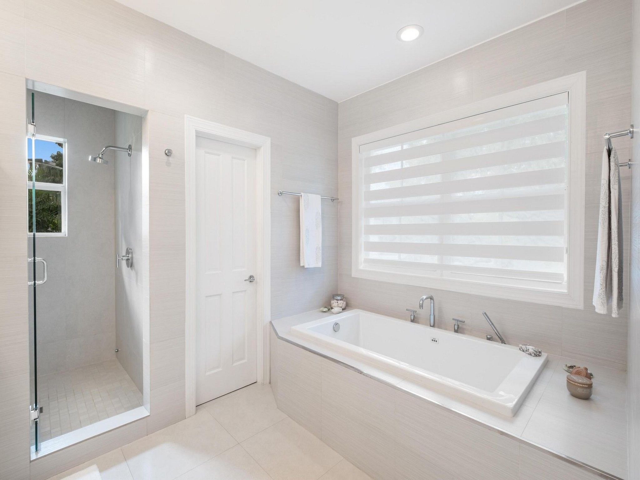 164 W Mashta Drive Key Biscayne FL 33149