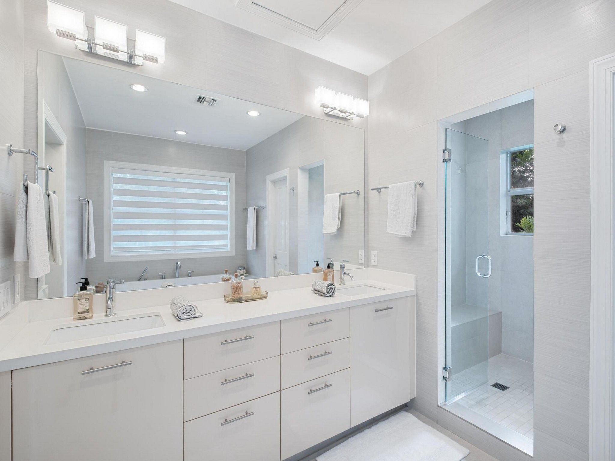 164 W Mashta Drive Key Biscayne FL 33149